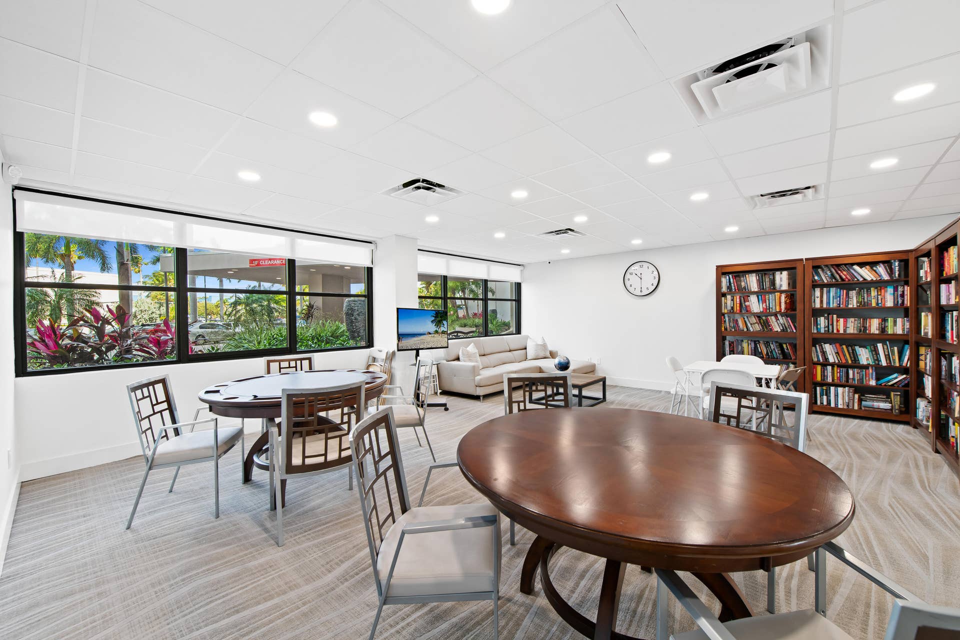 3800 Galt Ocean Drive, #Ph 5,6,7, Fort Lauderdale, FL 33308 Library