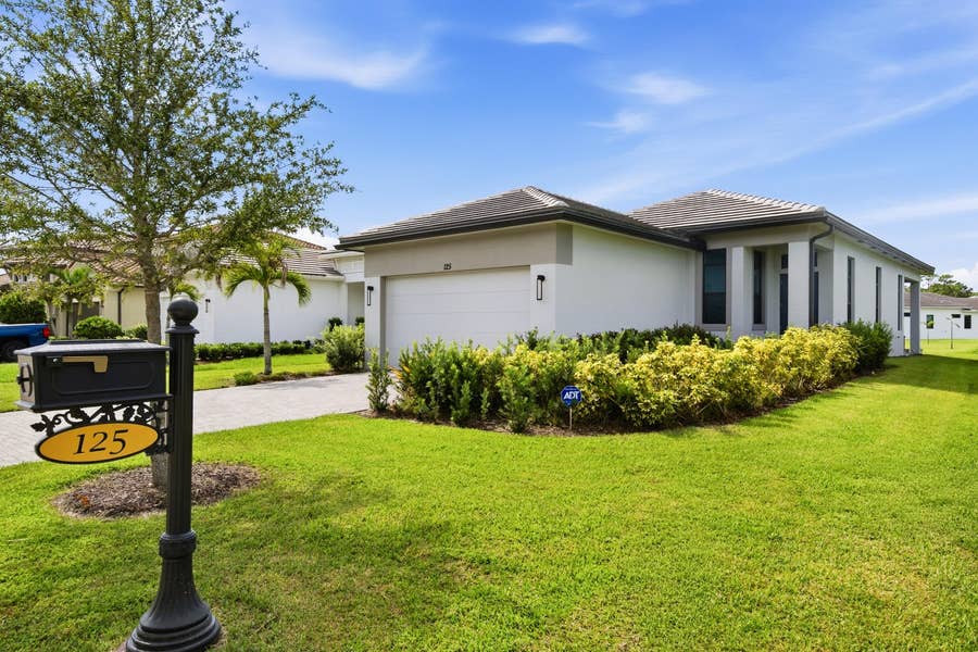 Property photo for 125 SE STRADA CERVARO, Port St Lucie, FL