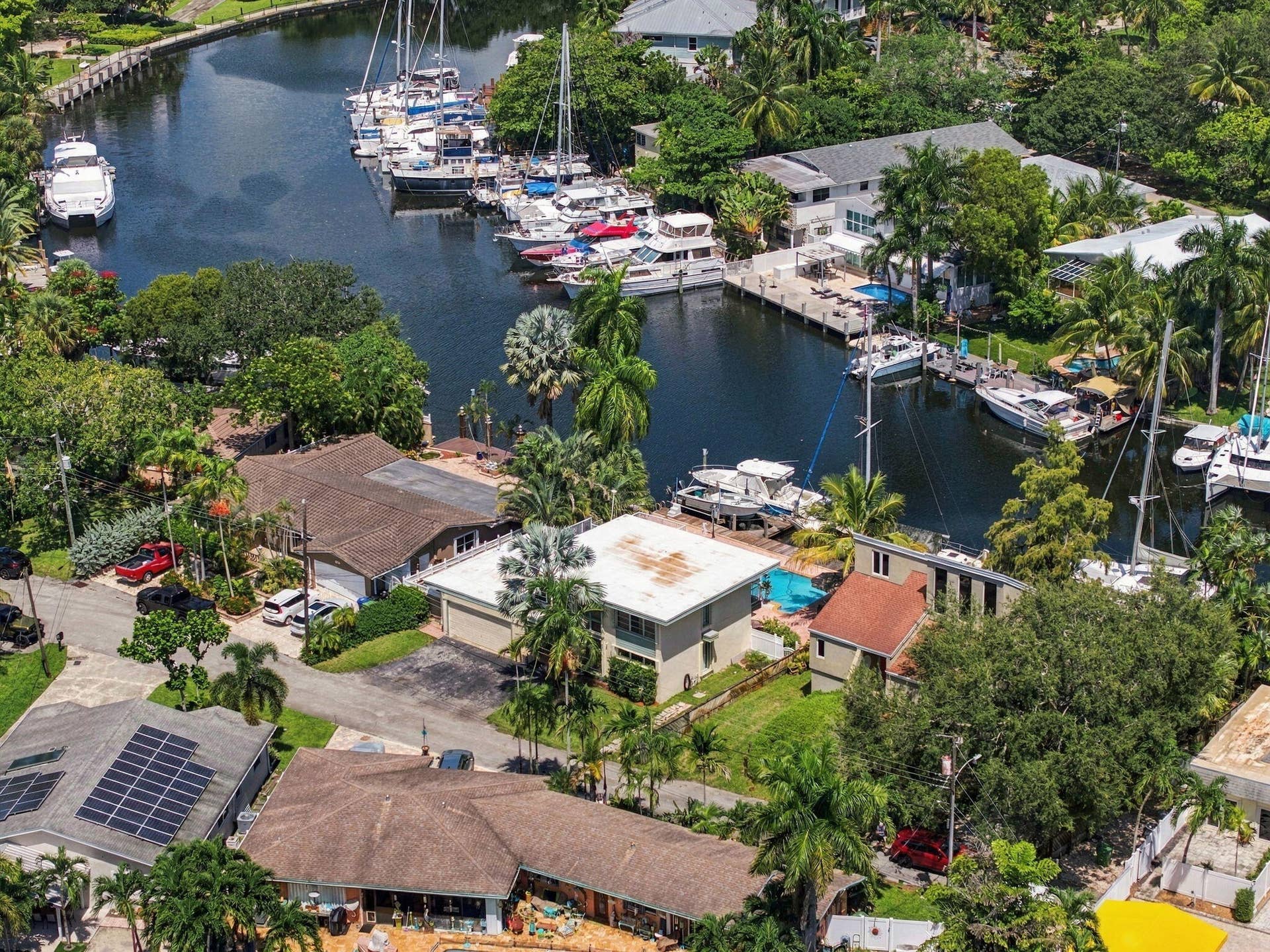 1709 W LAS OLAS Boulevard, Fort Lauderdale, FL 33312 33-web-or-mls-1709-w-las-olas-blvd