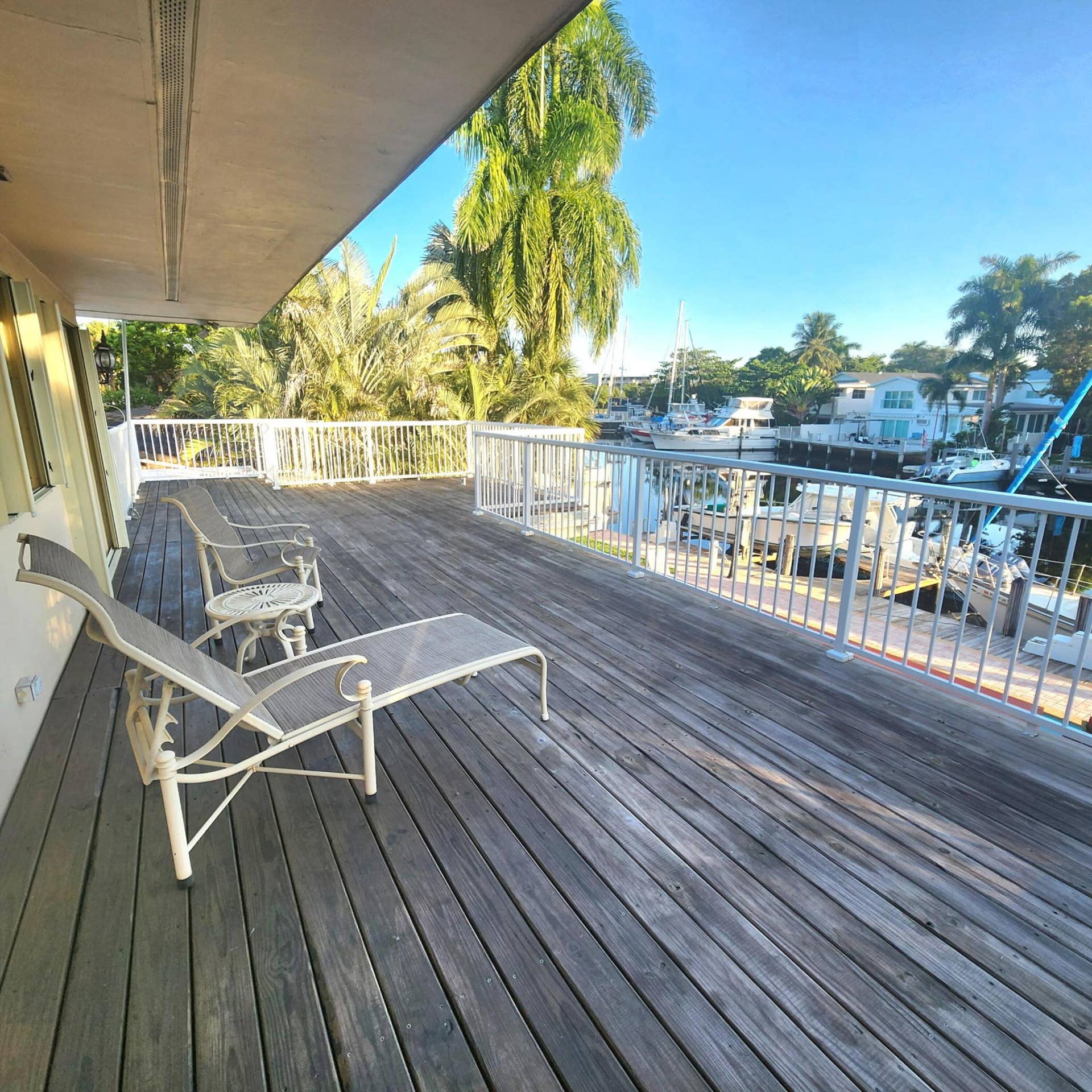 1709 W LAS OLAS Boulevard, Fort Lauderdale, FL 33312 2d floor deck