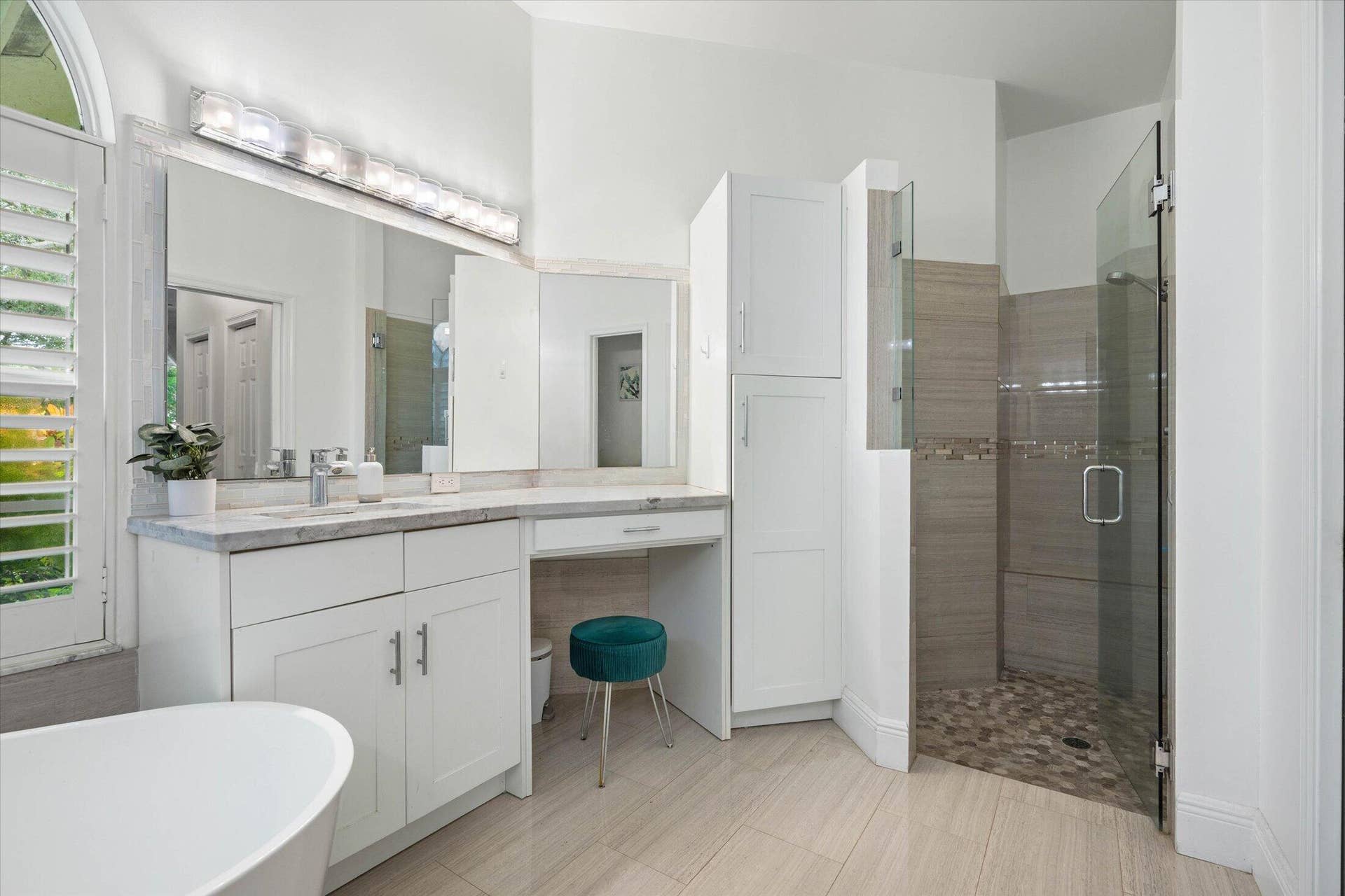 2647 EDGEWATER Drive, Weston, FL 33332 27-2647 Edgewater Dr, Weston-62-Edit