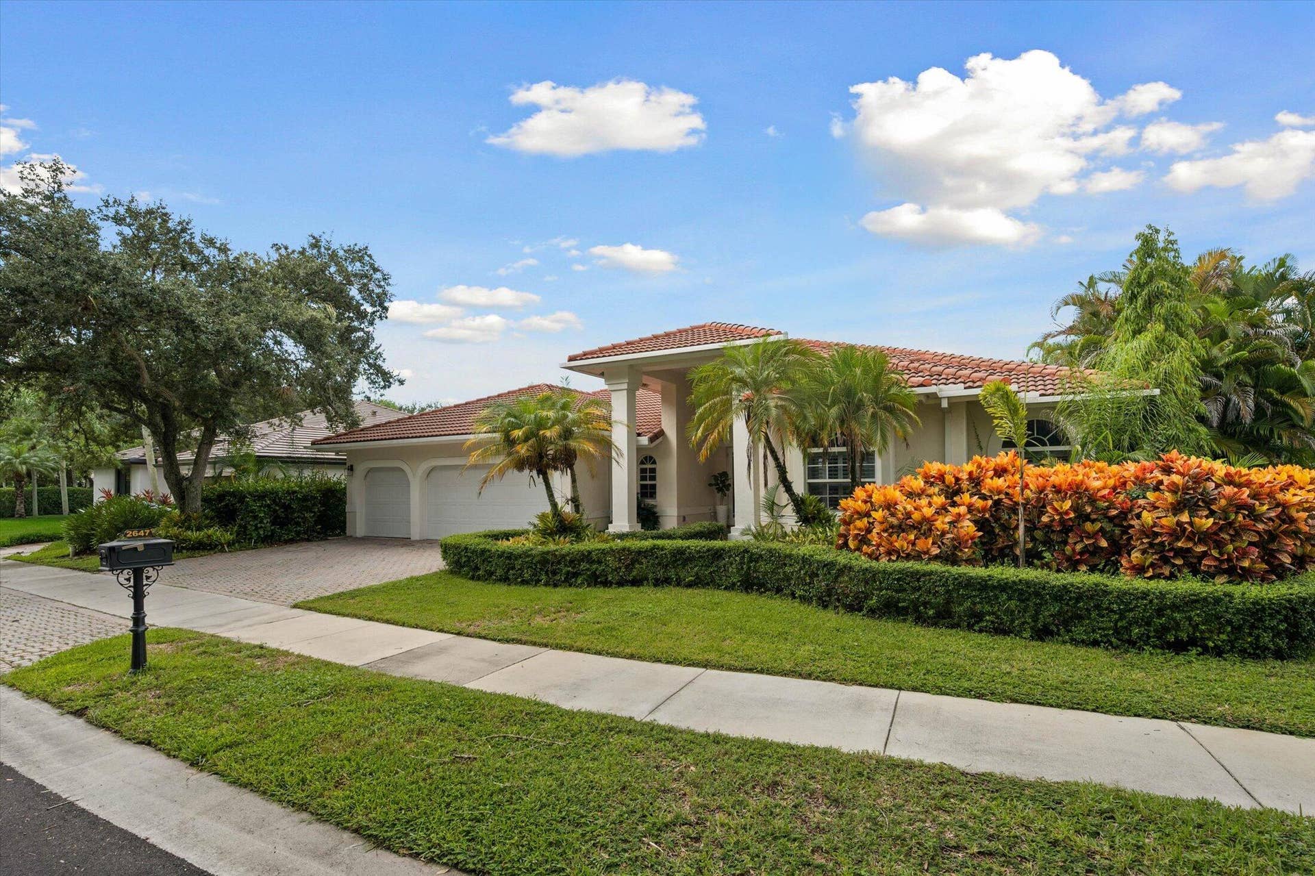 2647 EDGEWATER Drive, Weston, FL 33332 05-2647 Edgewater Dr, Weston-22-Edit