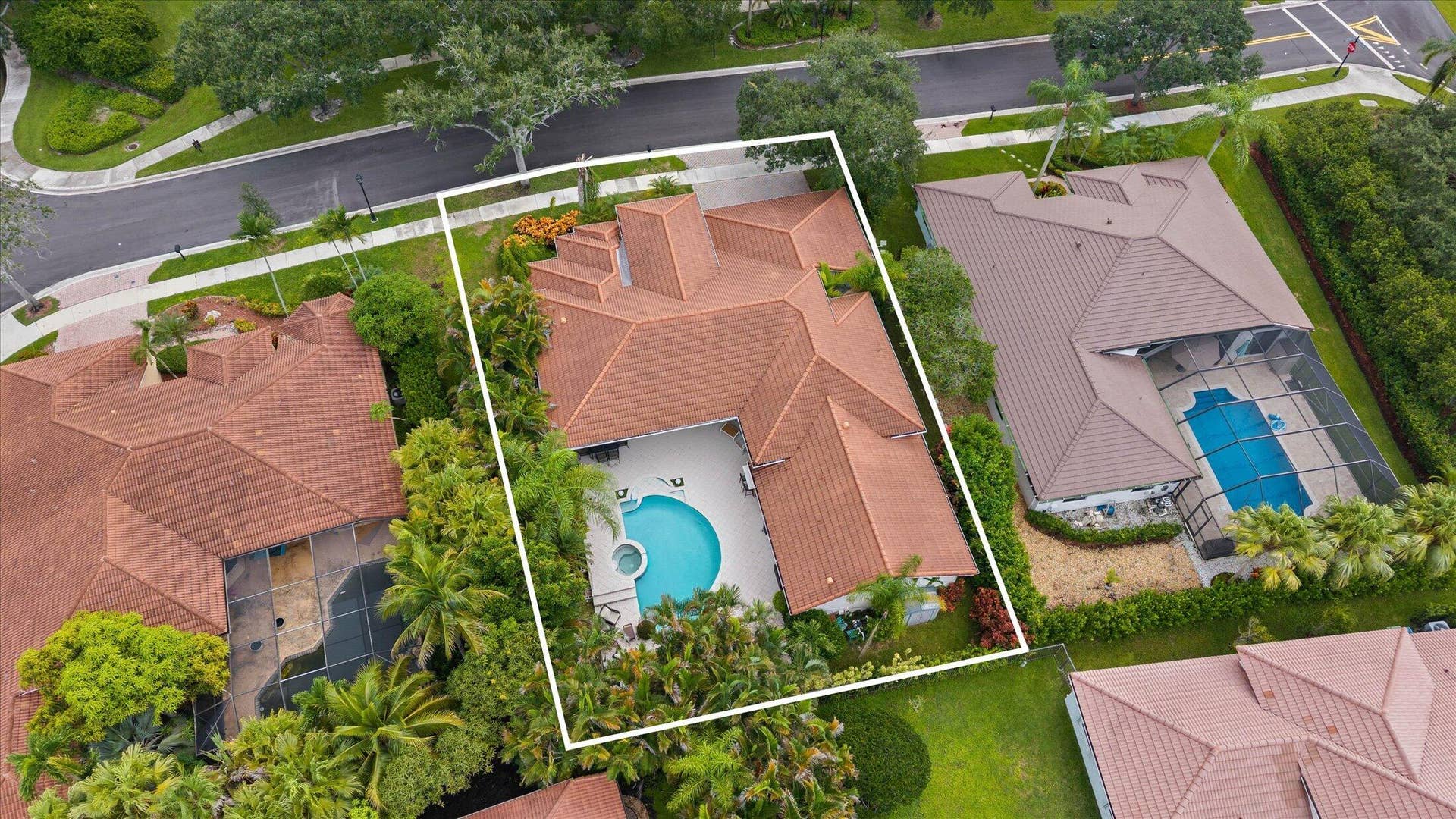 2647 EDGEWATER Drive, Weston, FL 33332 56-2647 Edgewater Dr, Weston-11