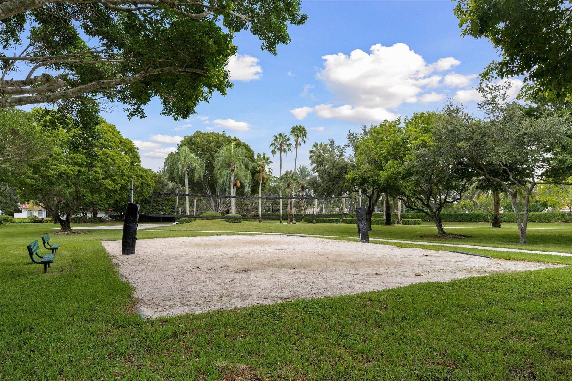 2647 EDGEWATER Drive, Weston, FL 33332 66-2647 Edgewater Dr, Weston-24