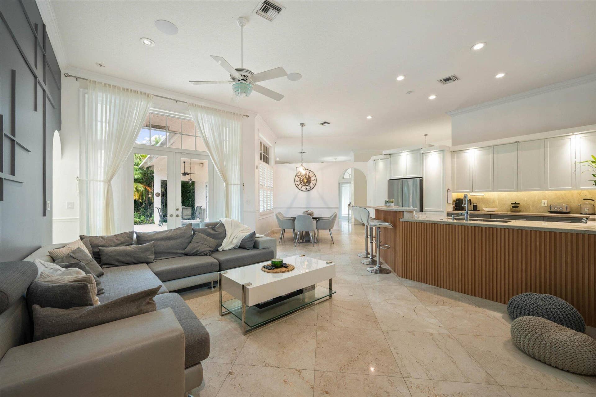 2647 EDGEWATER Drive, Weston, FL 33332 21-2647 Edgewater Dr, Weston-36