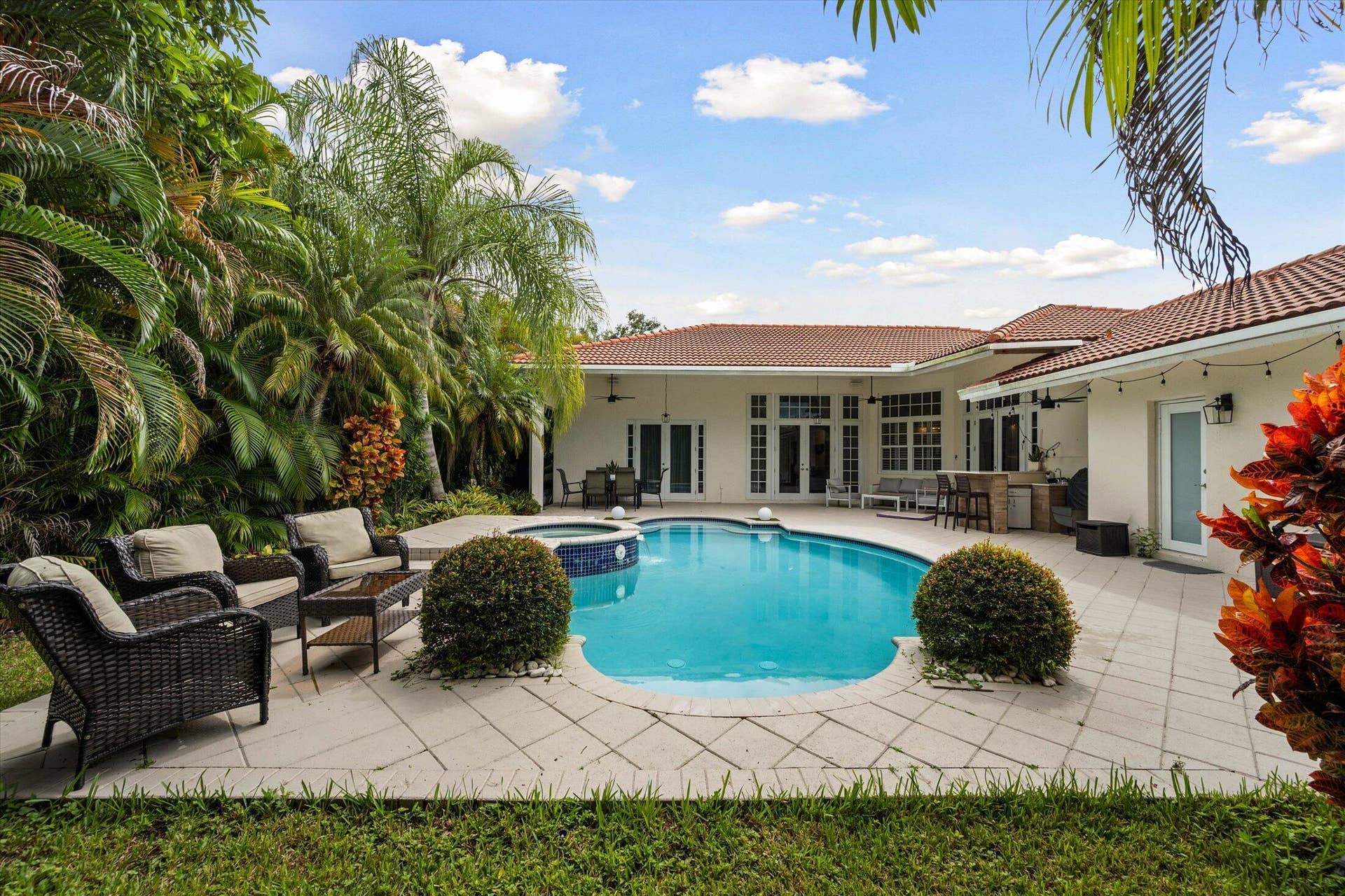 2647 EDGEWATER Drive, Weston, FL 33332 40-2647 Edgewater Dr, Weston-47