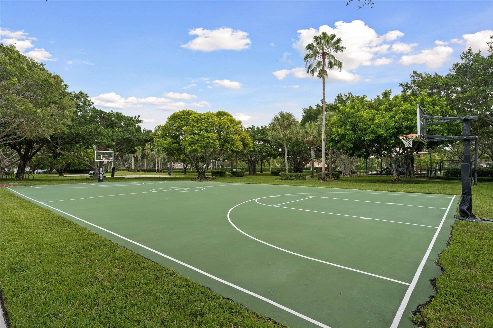 2647 EDGEWATER Drive, Weston, FL 33332 65-2647 Edgewater Dr, Weston-23