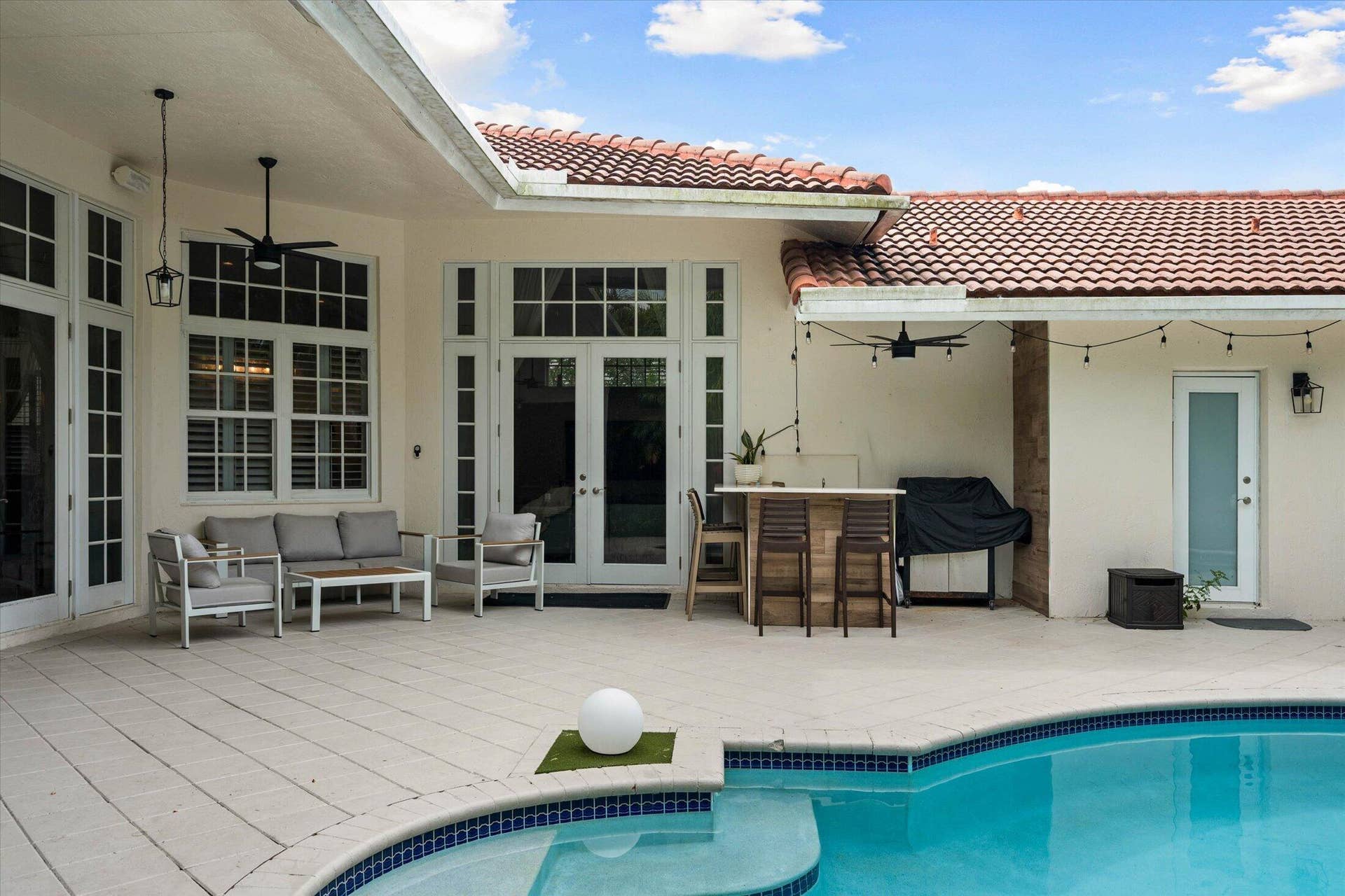 2647 EDGEWATER Drive, Weston, FL 33332 42-2647 Edgewater Dr, Weston-45