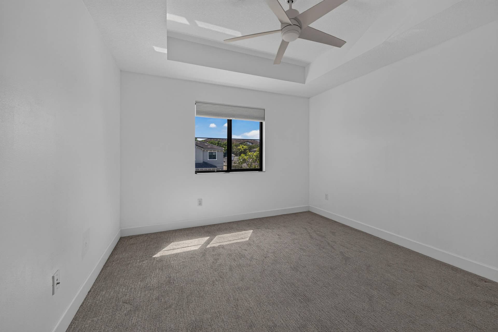 295 2nd bedroom