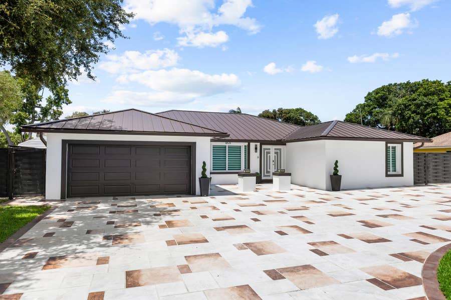 Property photo for 1821 CARISSA Road, Lake Clarke Shores, FL