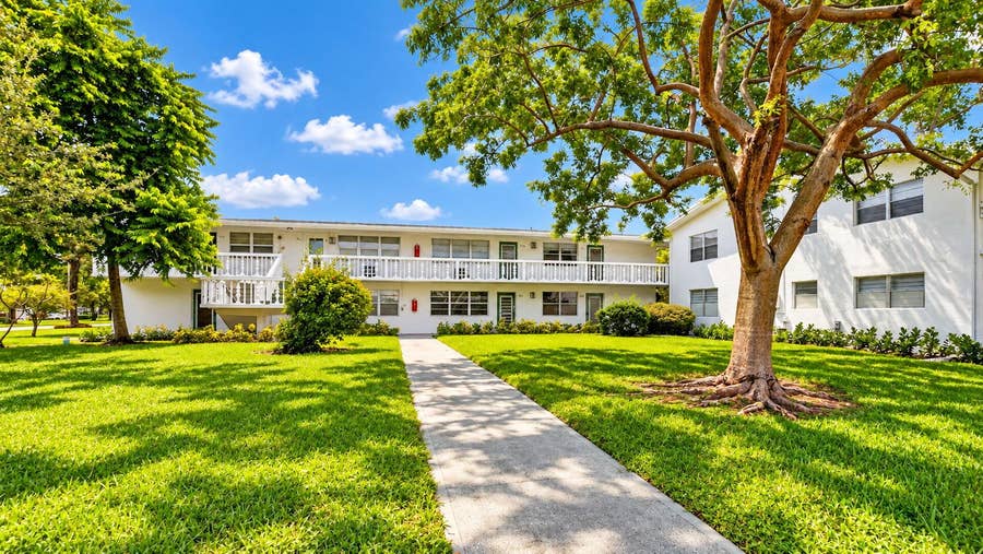 Property photo for 306 Farnham M, Deerfield Beach, FL