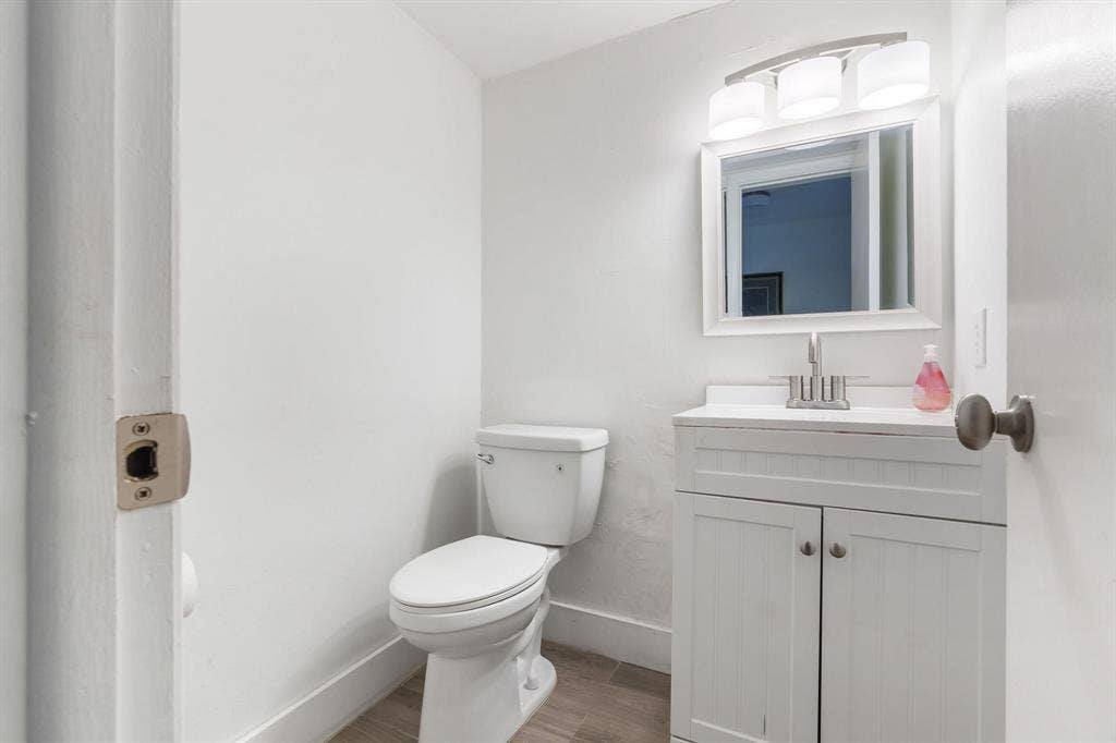418 S CYPRESS Road, #106, Pompano Beach, FL 33060 GetMedia (12)