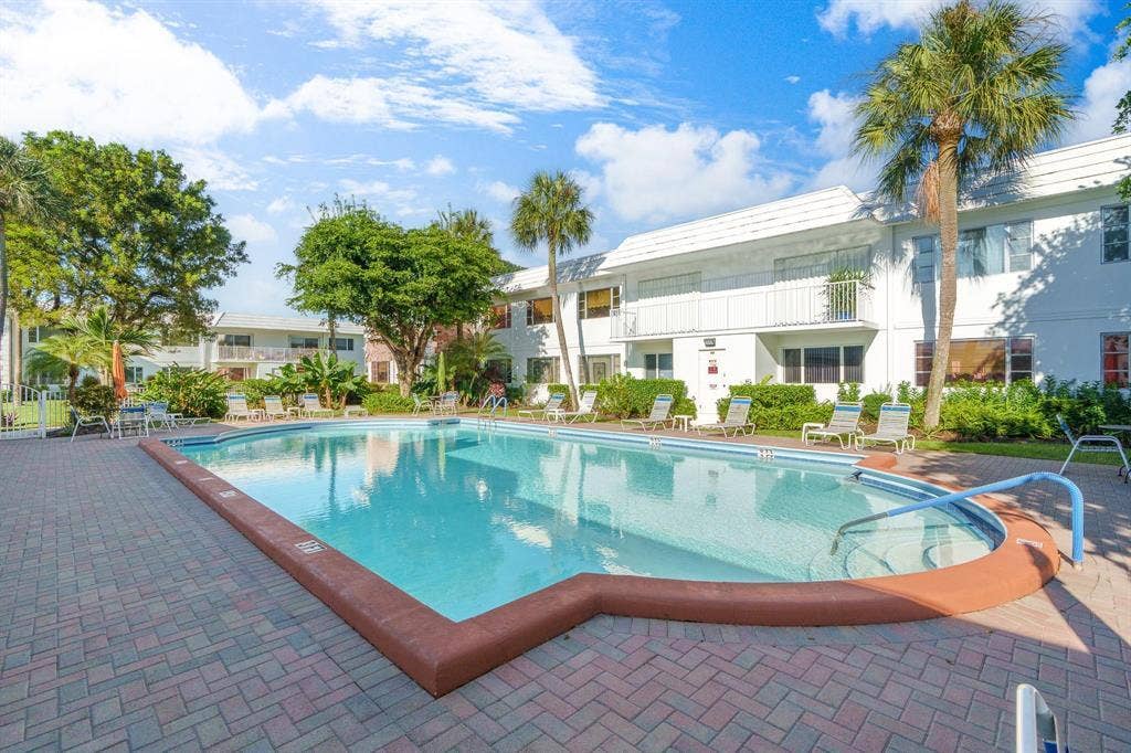 418 S CYPRESS Road, #106, Pompano Beach, FL 33060 GetMedia (16)