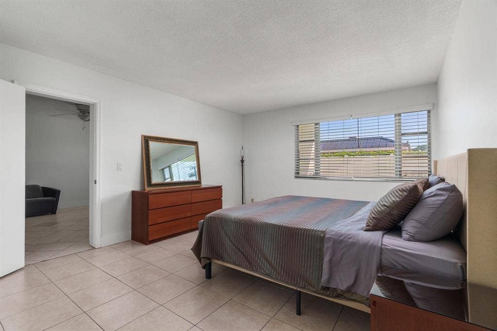 418 S CYPRESS Road, #106, Pompano Beach, FL 33060 GetMedia (18)