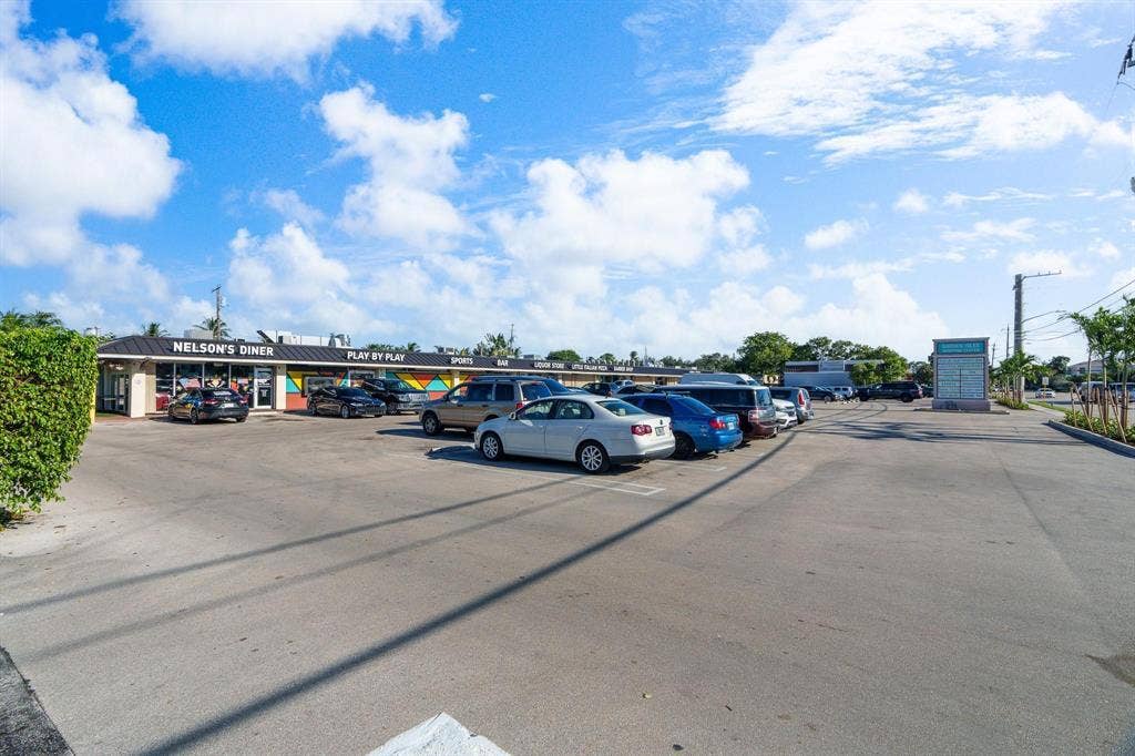 418 S CYPRESS Road, #106, Pompano Beach, FL 33060 GetMedia (28)