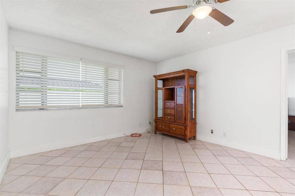418 S CYPRESS Road, #106, Pompano Beach, FL 33060 GetMedia (10)