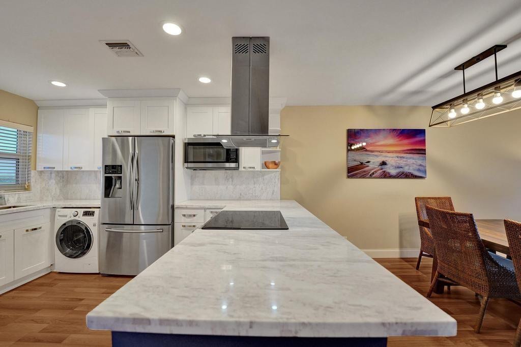 2829 NE 33rd Court, #602, Fort Lauderdale, FL 33306 Photo 3
