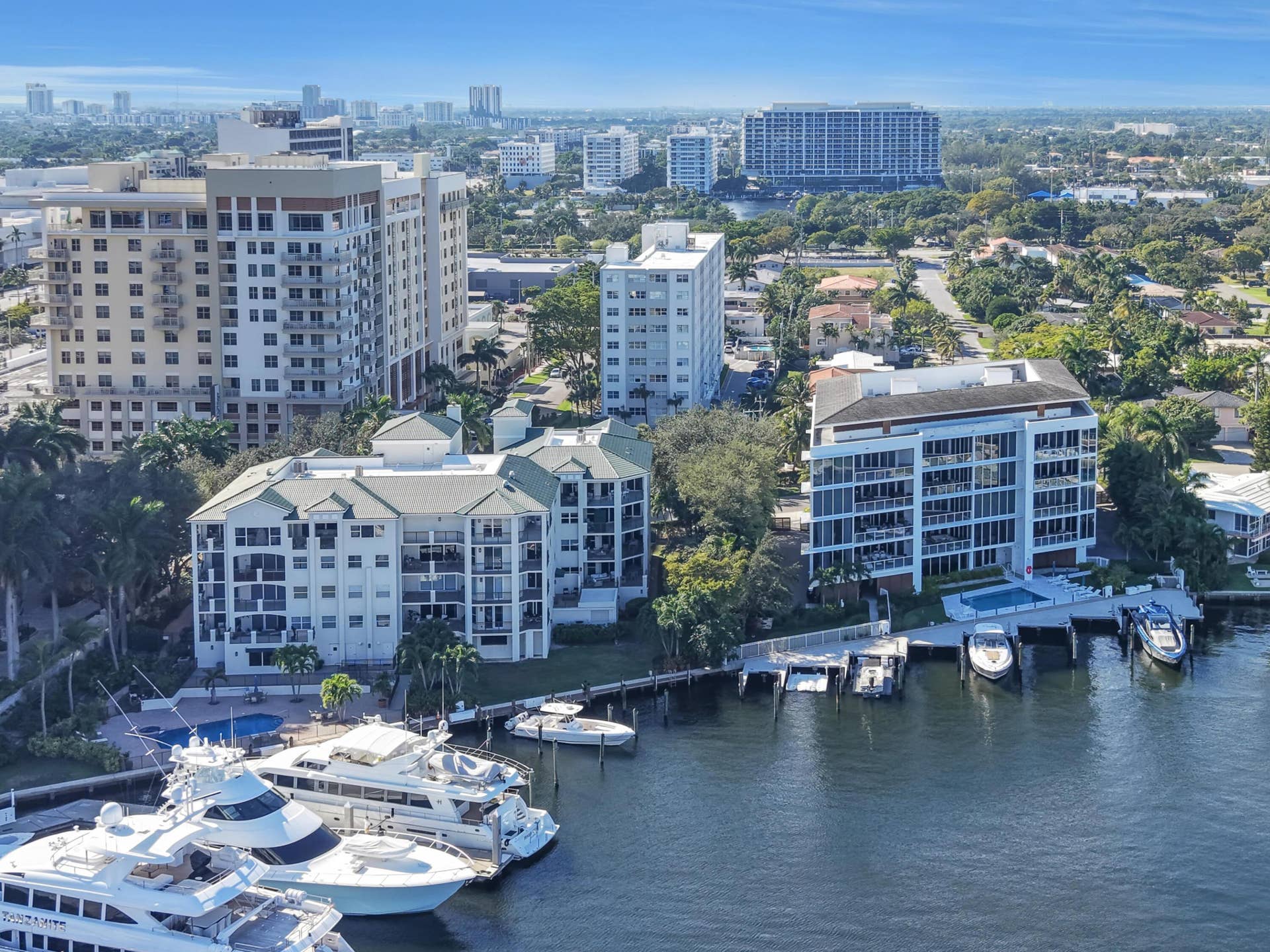 2555 NE 11th Street, #804, Fort Lauderdale, FL 33304 DJI_20251115030343_0022_D