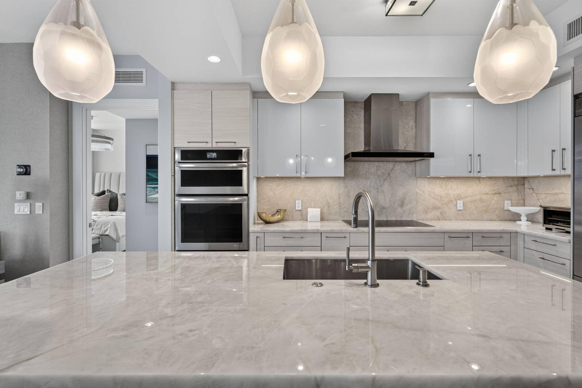 1 Water Club Way, #1904, North Palm Beach, FL 33408 40-web-or-mls-_MLP7629