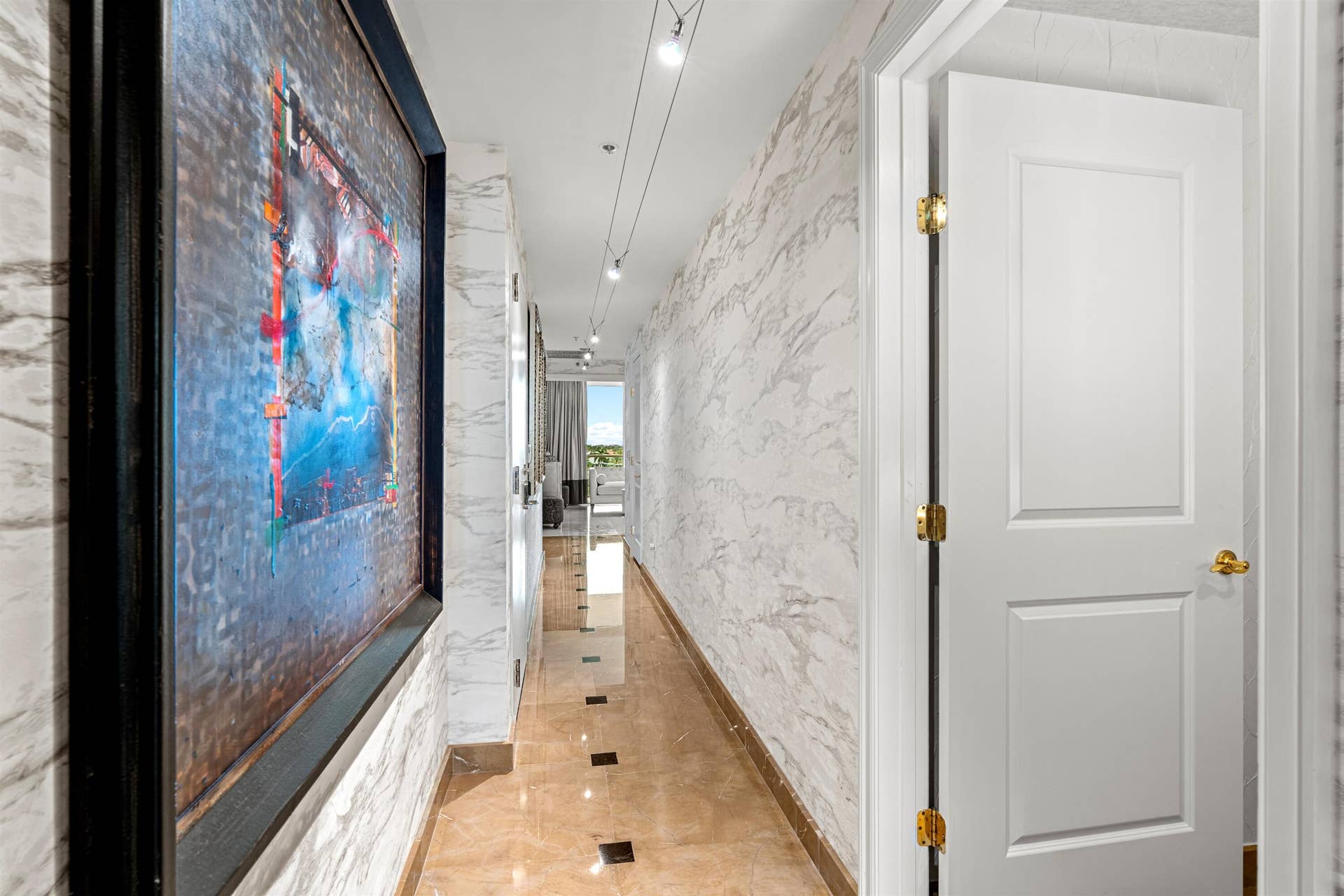 1063 Hillsboro Mile, #403, Hillsboro Beach, FL 33062 HALLWAY