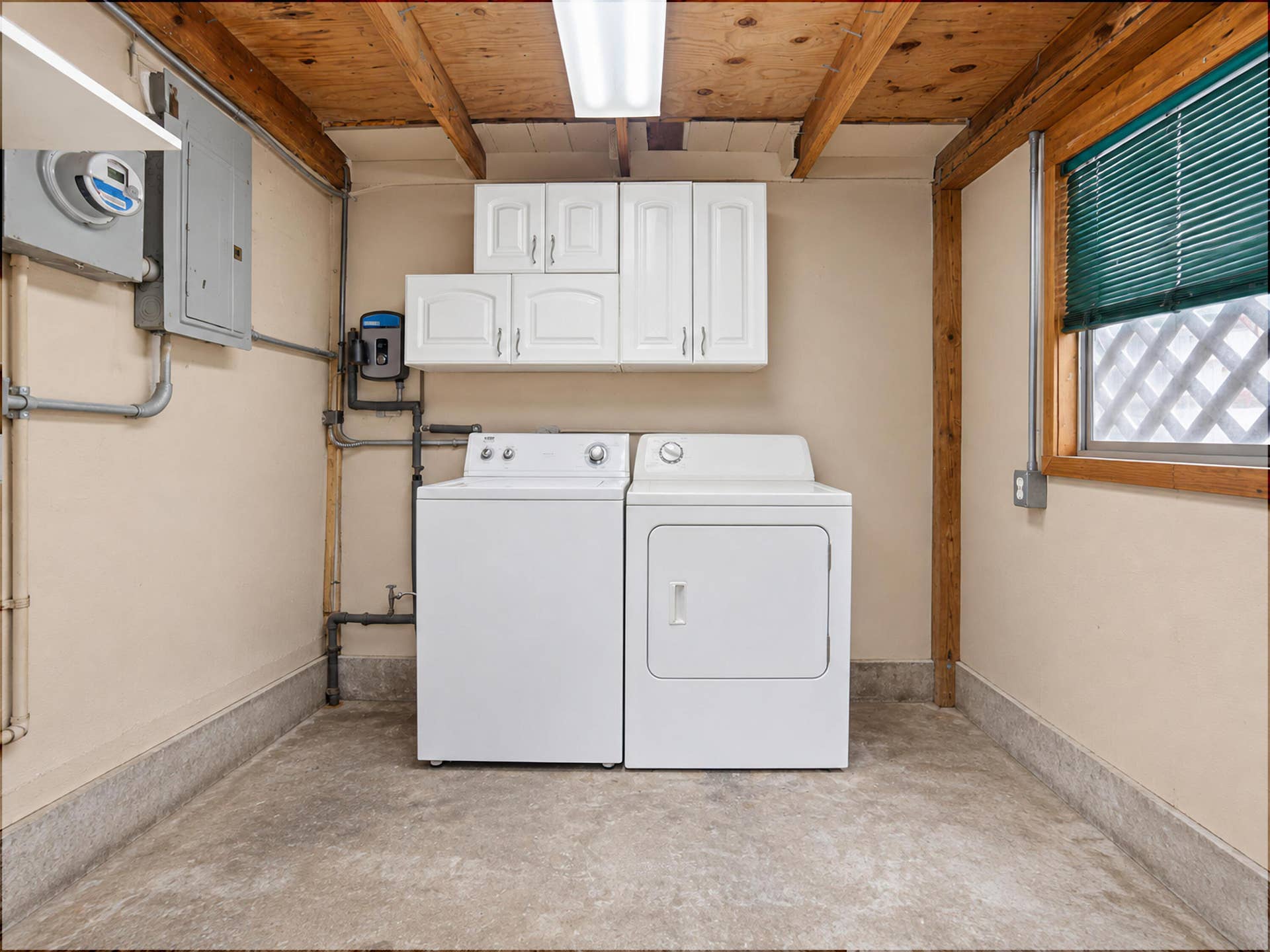 4269 SW 50TH Street, Dania Beach, FL 33314 Laundry