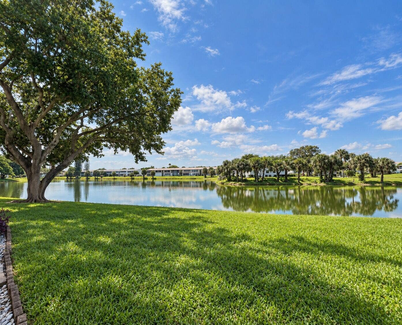108 SOMERSET F, West Palm Beach, FL 33417 Gorgeous & Peaceful Setting With Panoramic Wter Views!