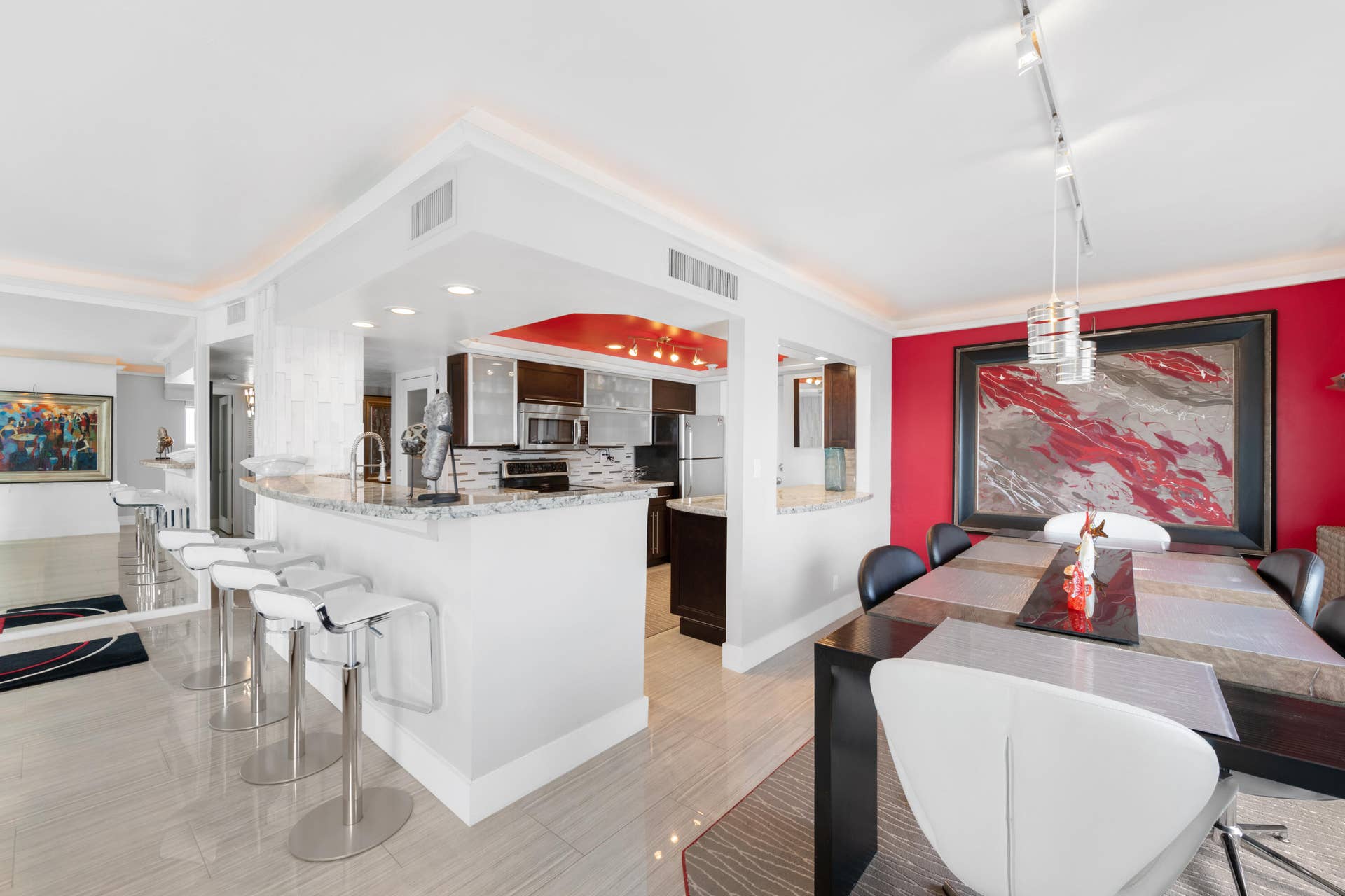 3750 GALT OCEAN Drive, #101, Fort Lauderdale, Fort Lauderdale, FL 33308 Kitchen/Dining Area