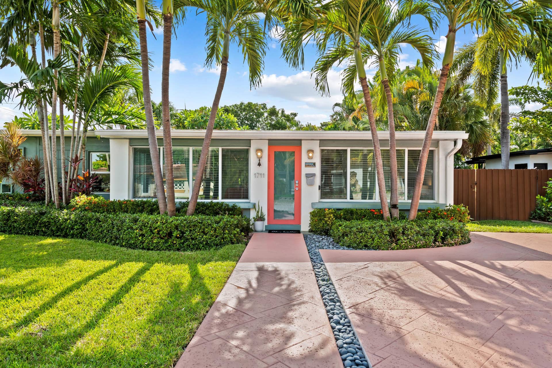 1711 NE 18TH Avenue, Fort Lauderdale, FL 33305 DSC_1379