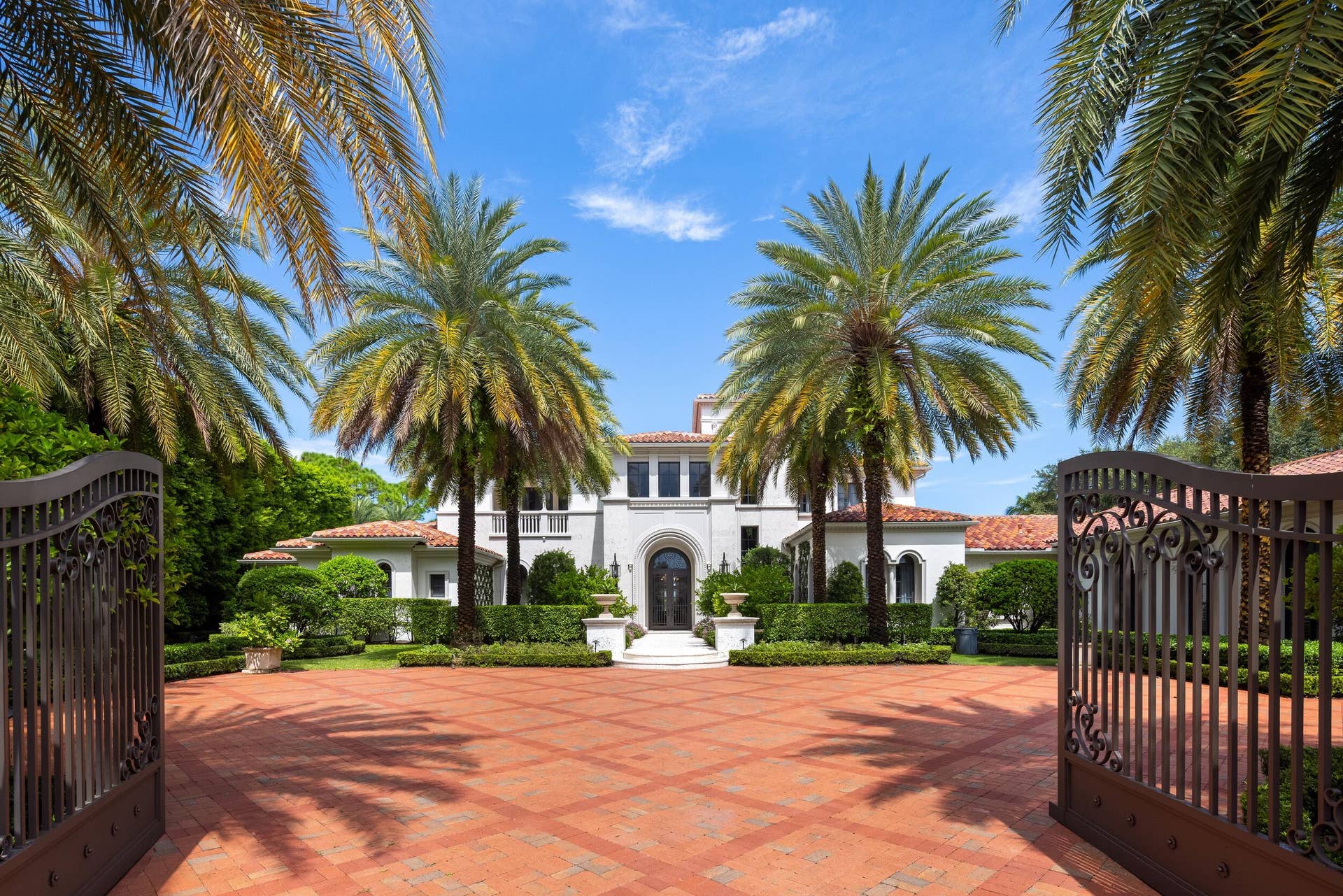 11607 Charisma Way, Palm Beach Gardens, FL 33418 Main Entrance Gate