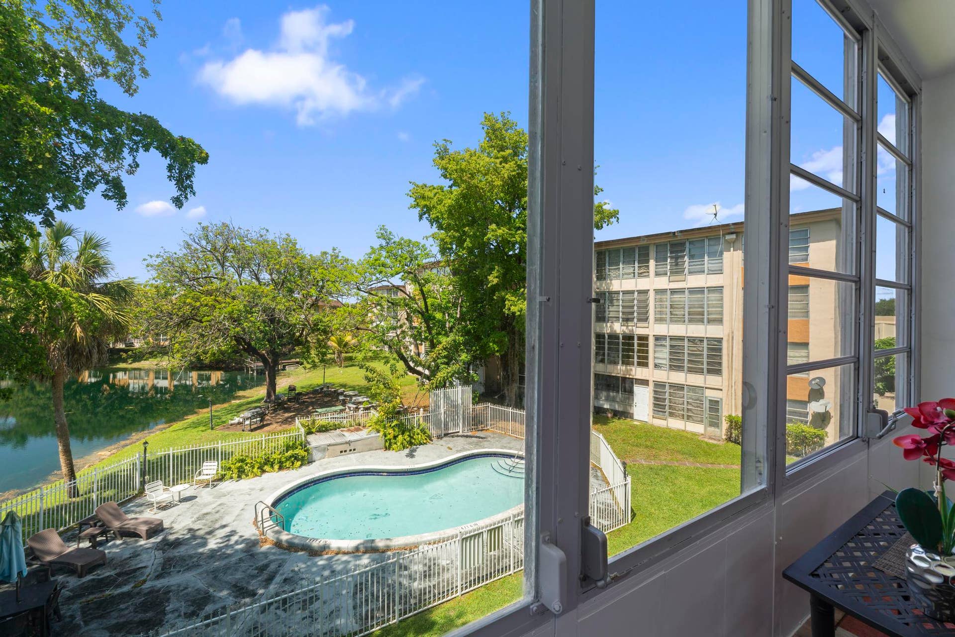 5275 NW 10TH Court, #305, Plantation, FL 33313 23