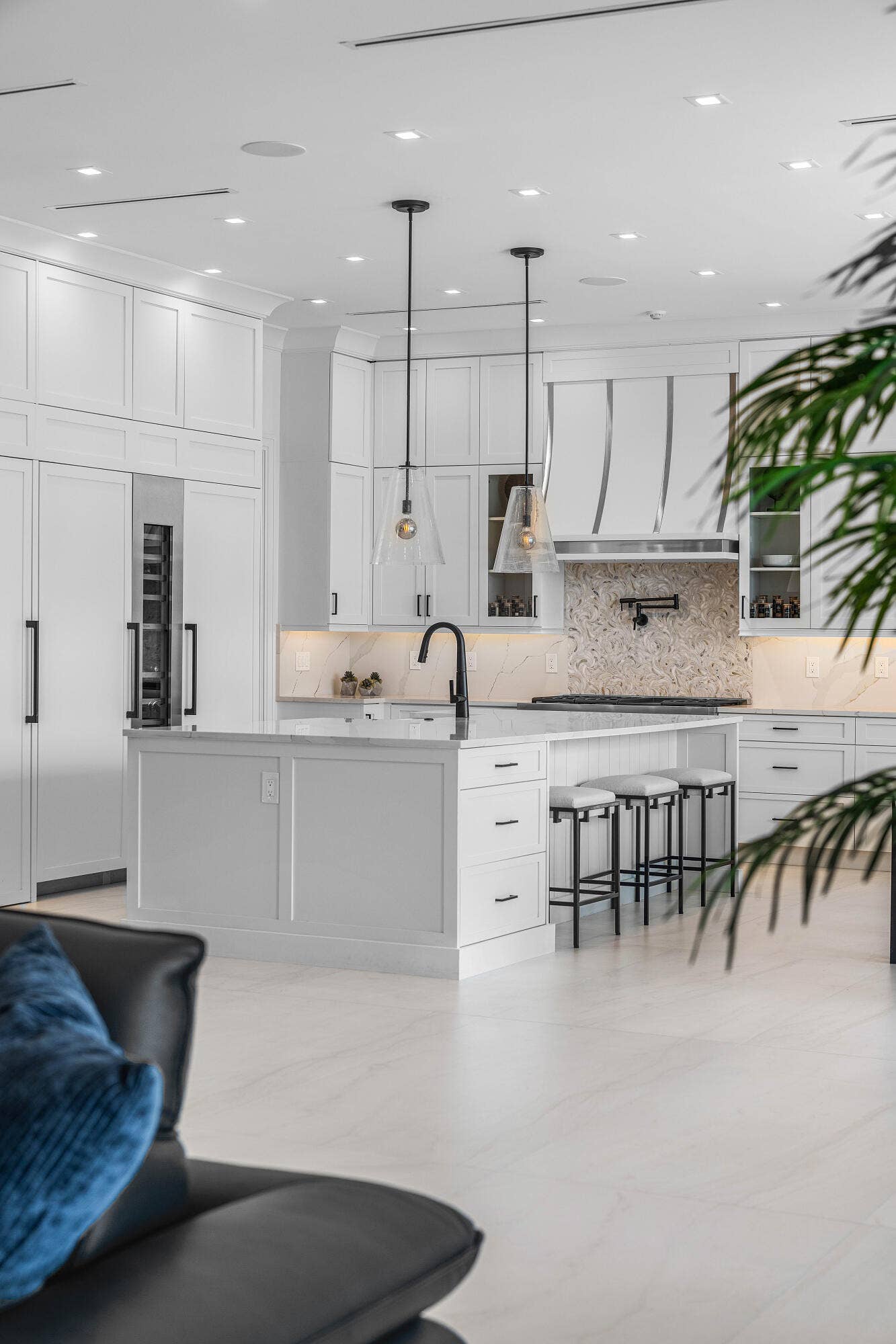 12898 S Shore Drive, Palm Beach Gardens, FL 33410 Kitchen