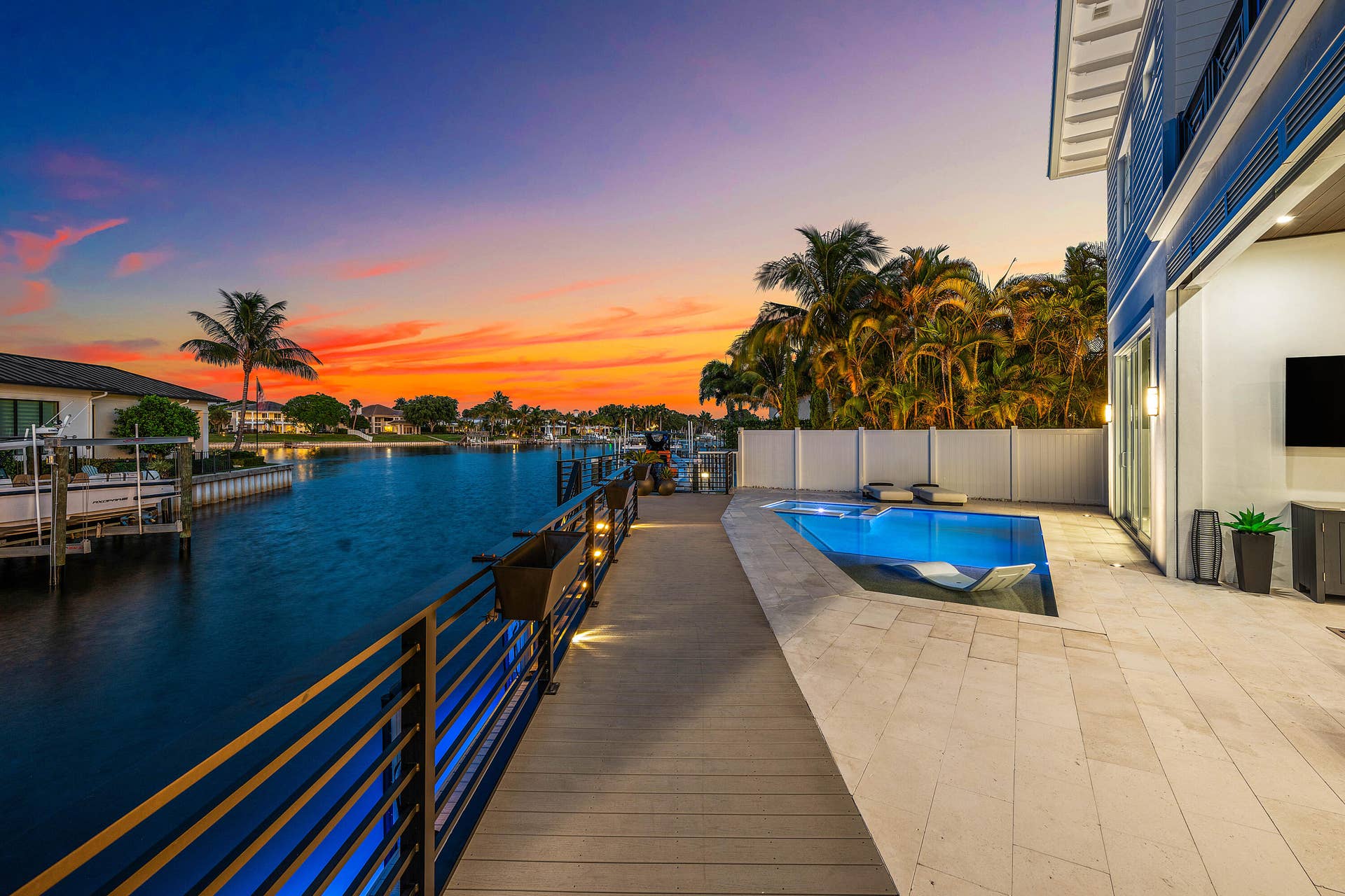 12898 S Shore Drive, Palm Beach Gardens, FL 33410 Views