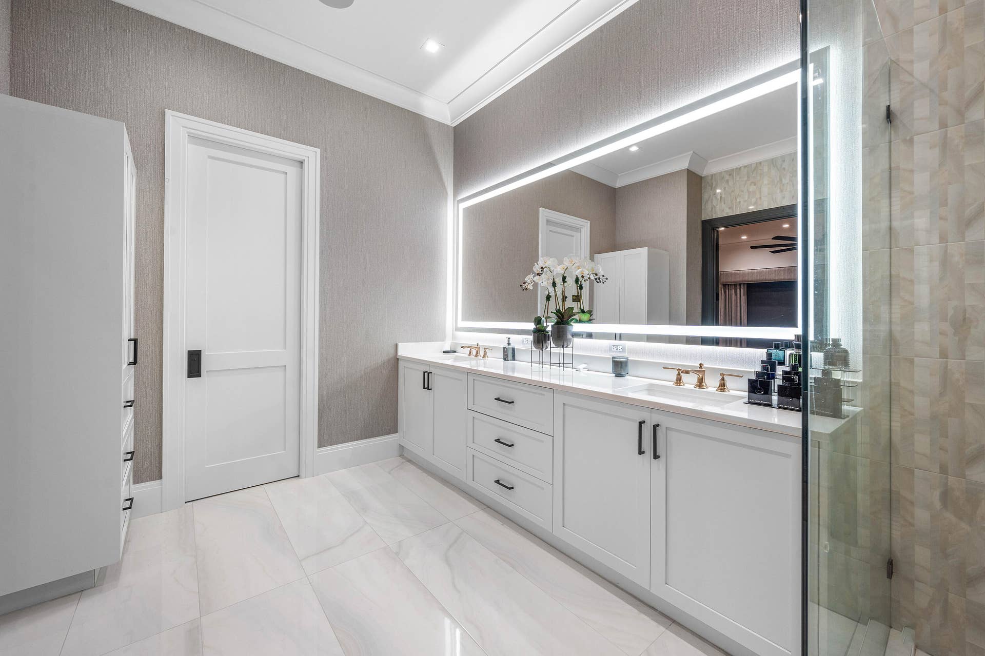 12898 S Shore Drive, Palm Beach Gardens, FL 33410 Master Bathroom