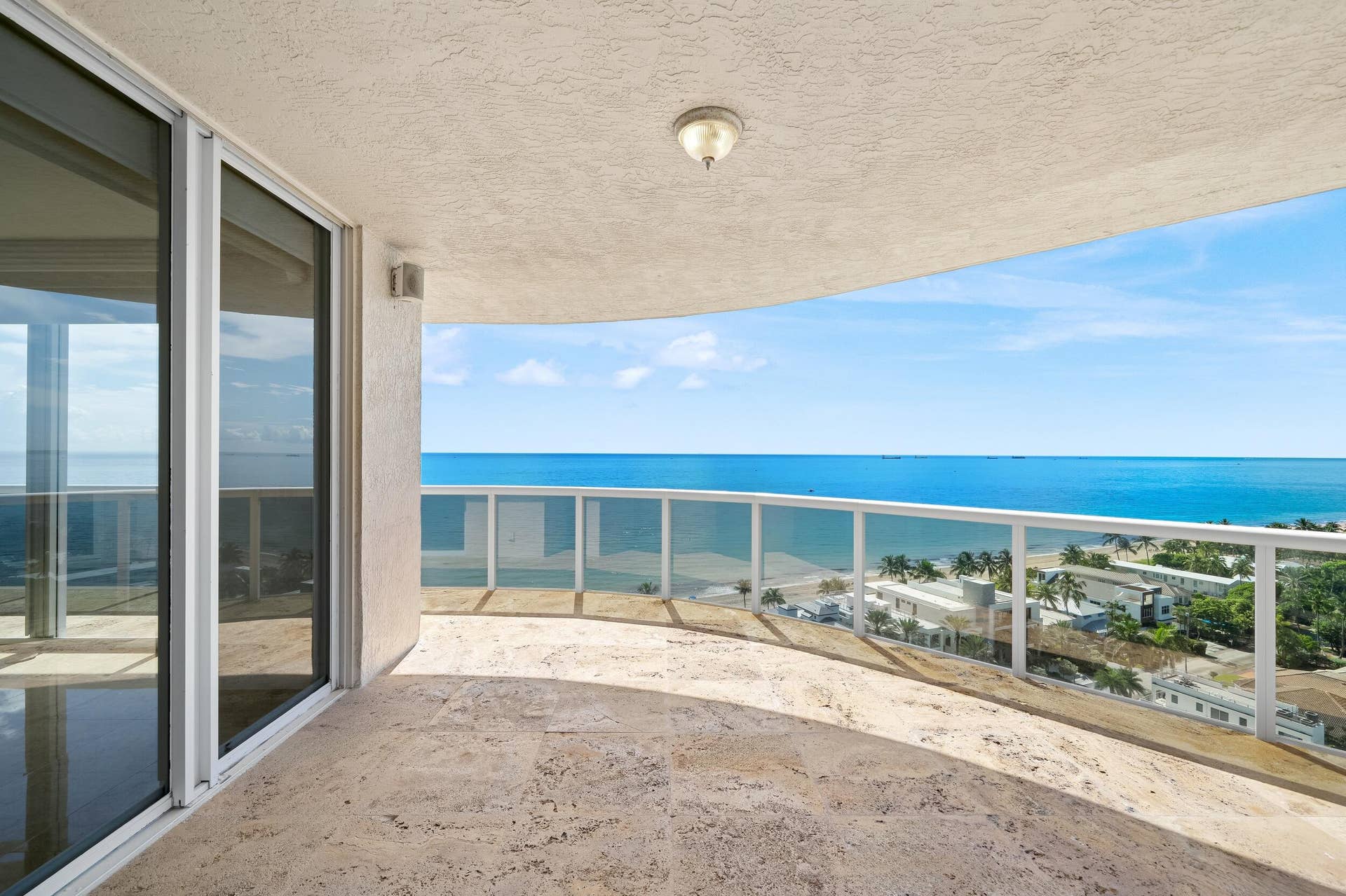 3100 N Ocean Boulevard, #1610, Fort Lauderdale, FL 33308 Oversized Terrace