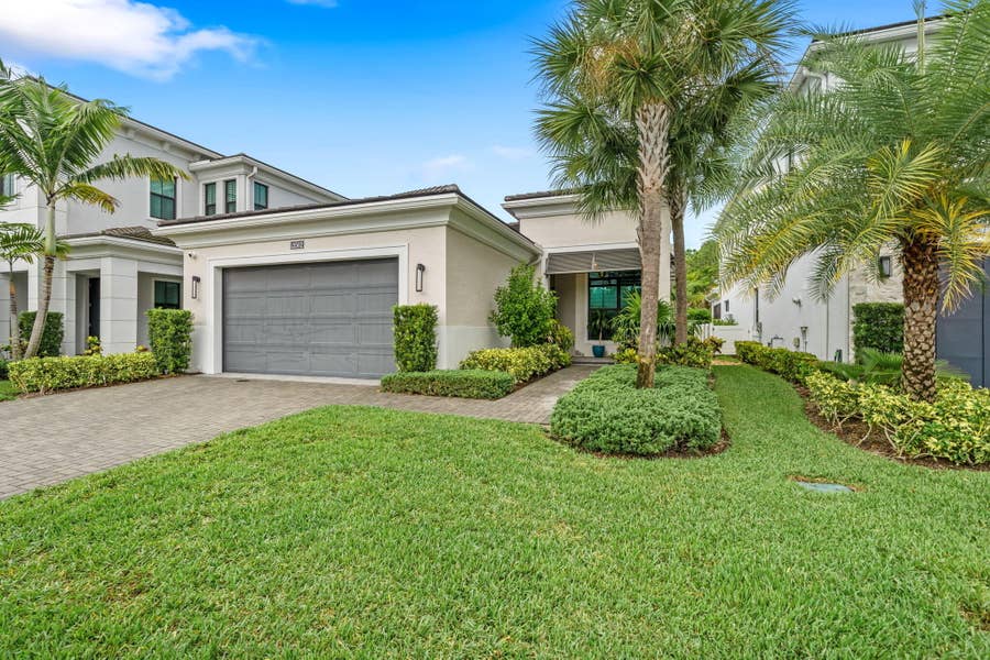 Property photo for 13502 Artisan Circle, Palm Beach Gardens, FL