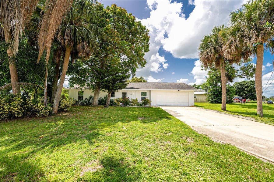 Property photo for 300 SW Prima Vista Boulevard, Port St Lucie, FL