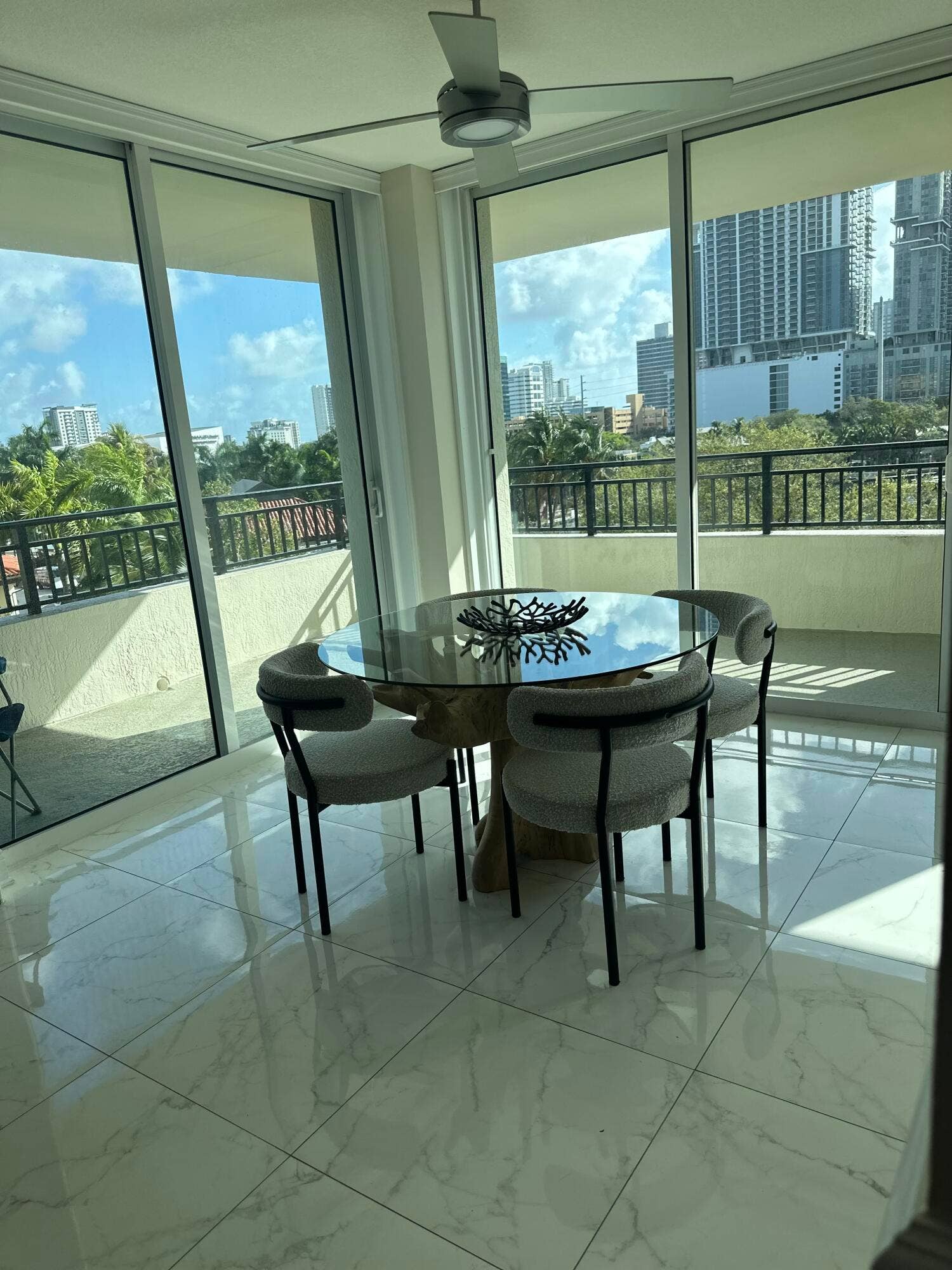 610 W LAS OLAS Boulevard, #517N, Fort Lauderdale, FL 33312 IMG_1998