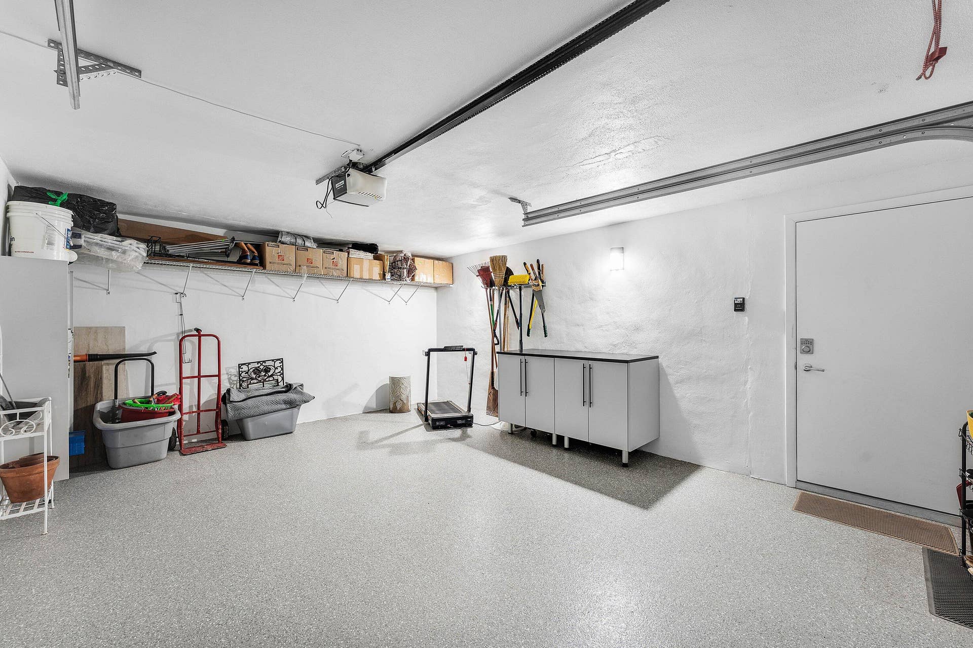 545 NW 7th Street, Boca Raton, FL 33432 Garage
