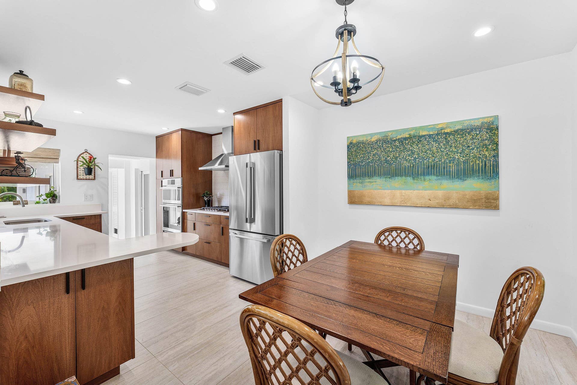 545 NW 7th Street, Boca Raton, FL 33432 Dining Area