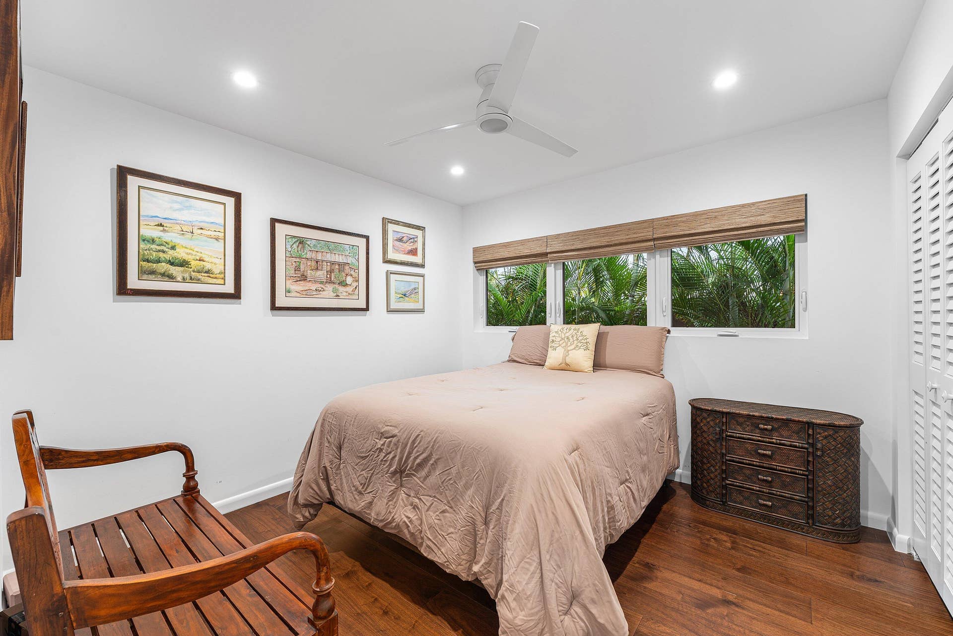 545 NW 7th Street, Boca Raton, FL 33432 Guest Room 1