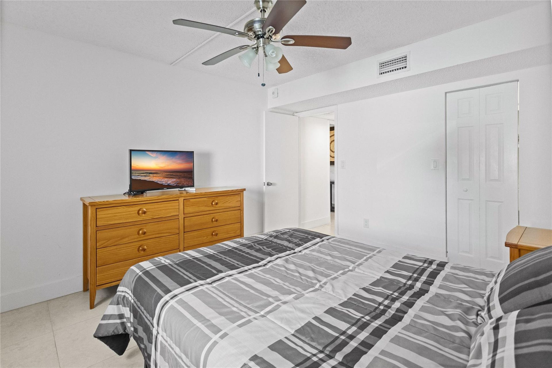 16051 Blatt Boulevard, #101, Weston, FL 33326 Photo 37