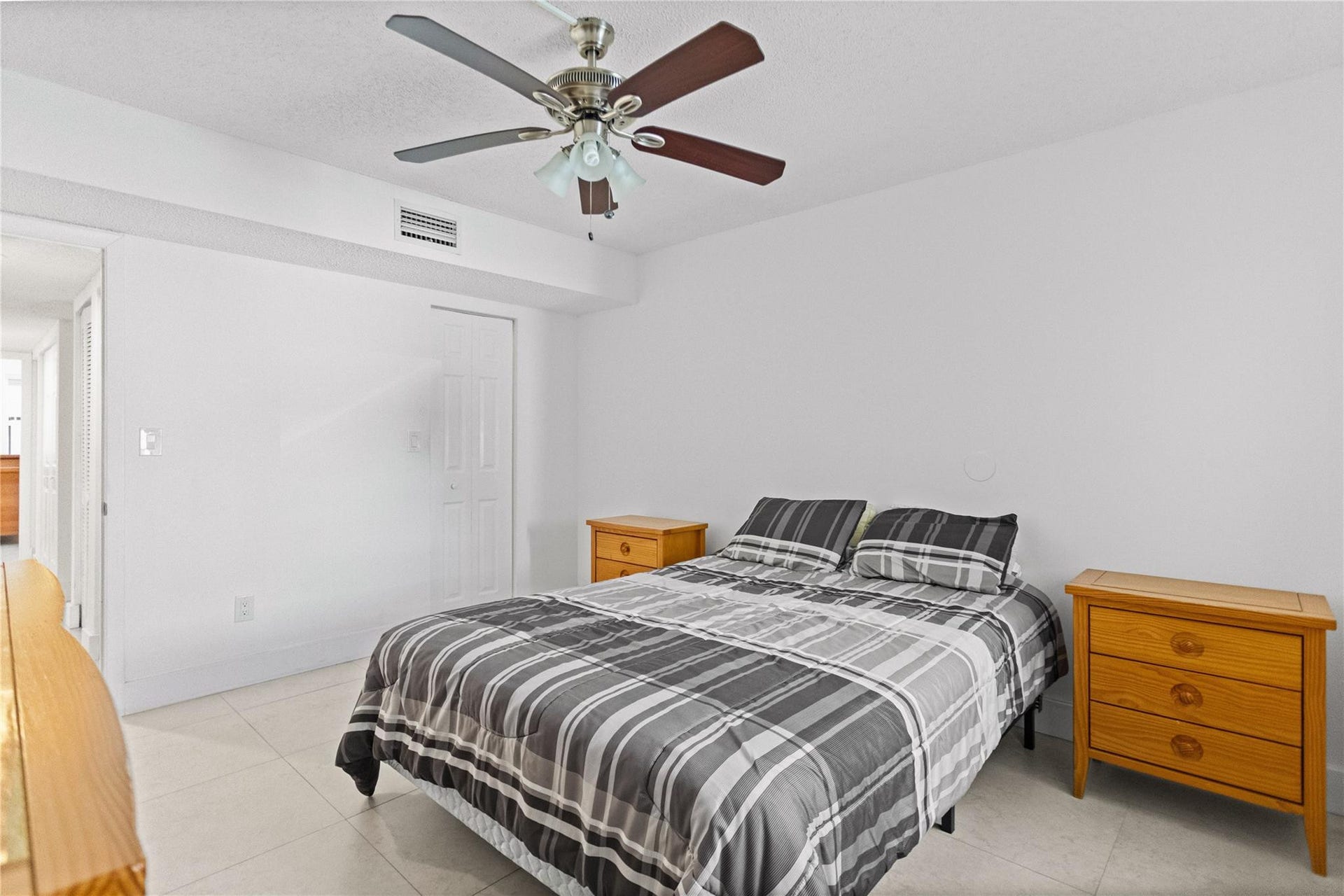 16051 Blatt Boulevard, #101, Weston, FL 33326 Photo 38