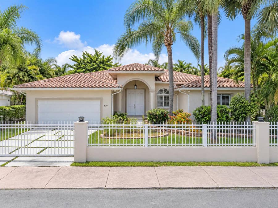 Property photo for 820 TANGIER Street, Coral Gables, FL