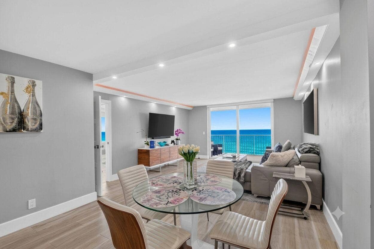 3580 S OCEAN Boulevard, #4F, South Palm Beach, South Palm Beach, FL 33480 Dining -Living Room -Ocean View