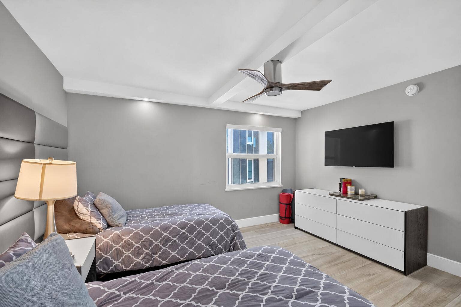 3580 S OCEAN Boulevard, #4F, South Palm Beach, South Palm Beach, FL 33480 Guest Room Window tint