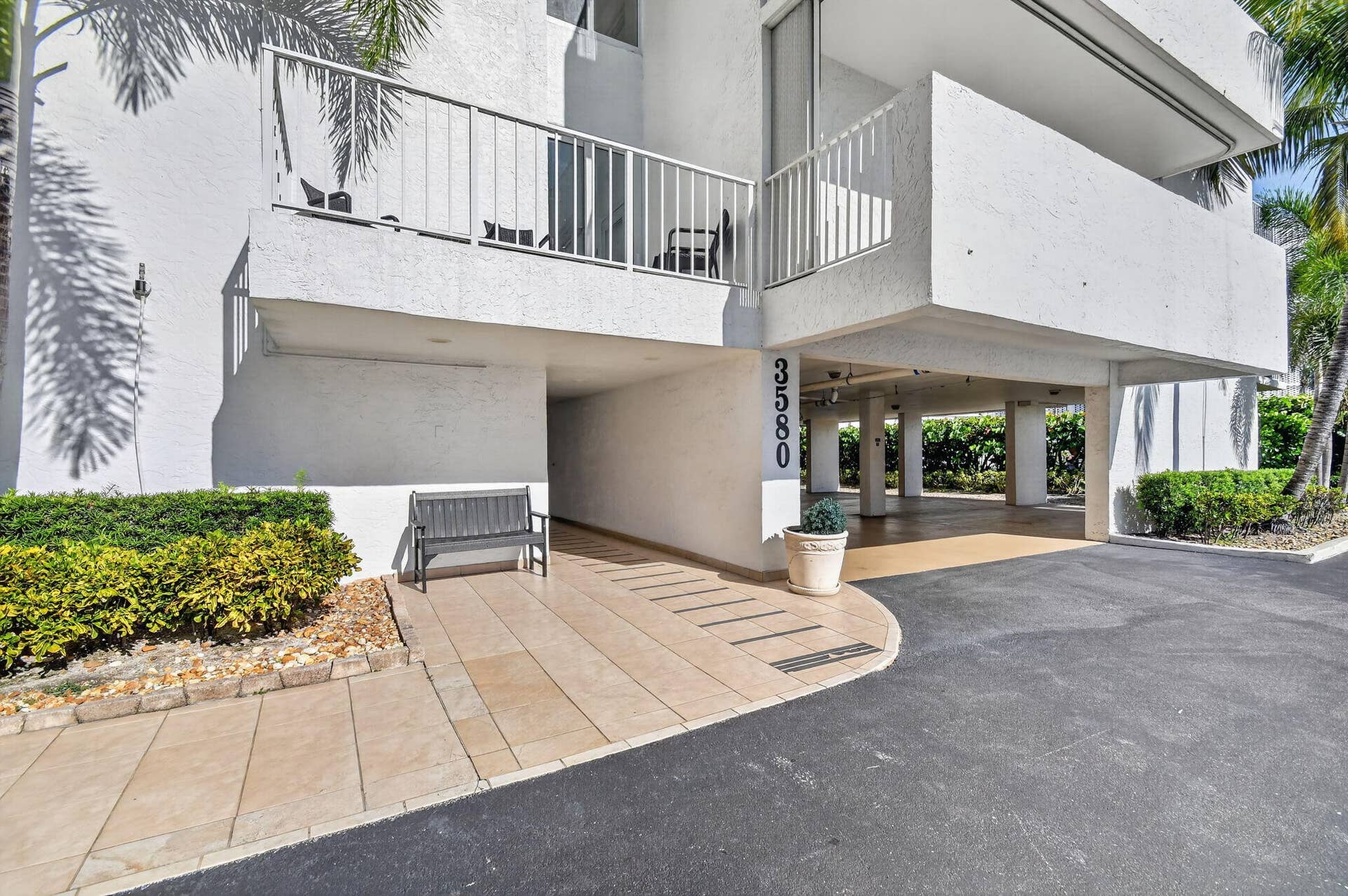 3580 S OCEAN Boulevard, #4F, South Palm Beach, South Palm Beach, FL 33480 Front Entrance