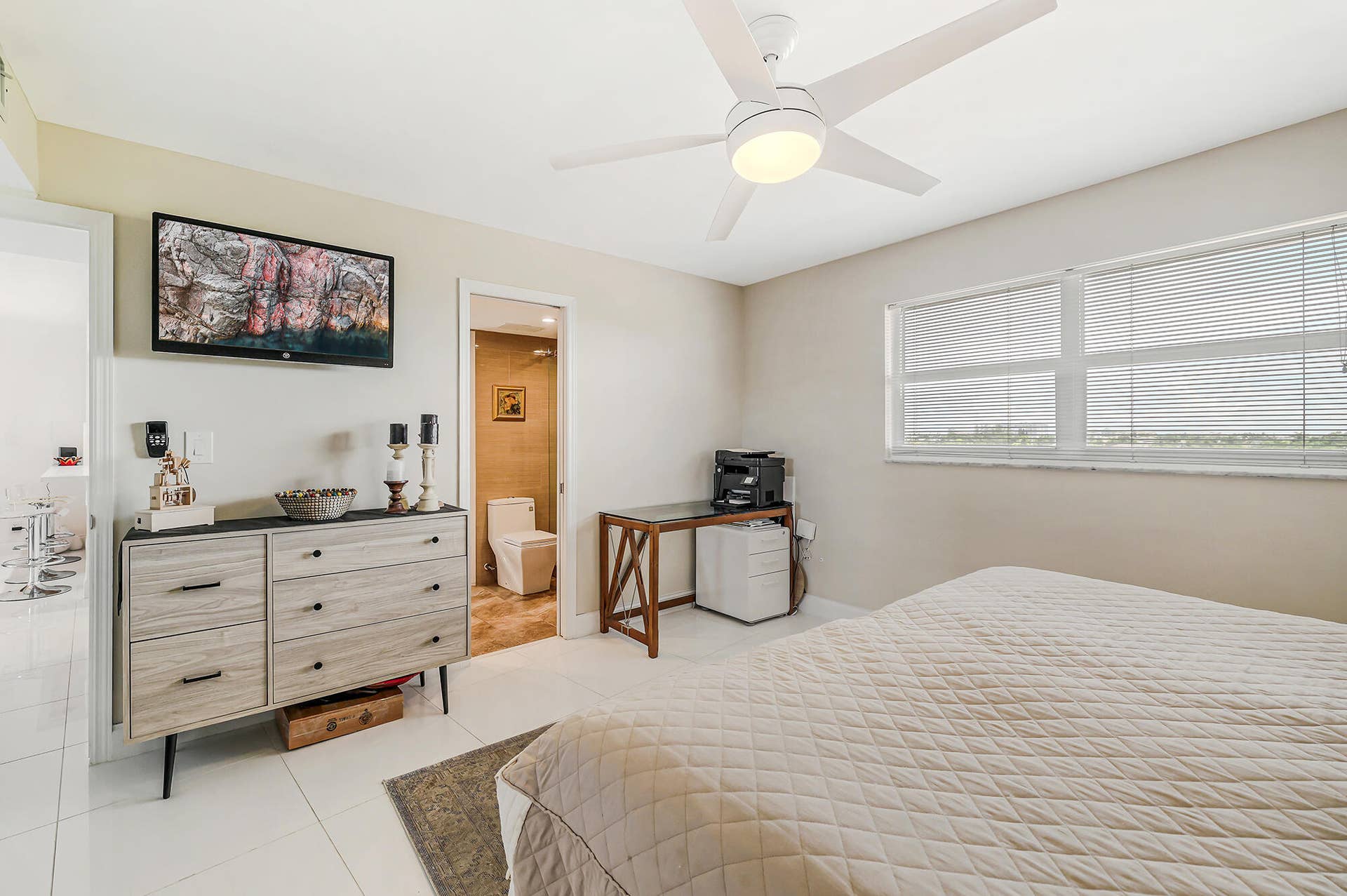 1523 E Hillsboro Blvd #634-37