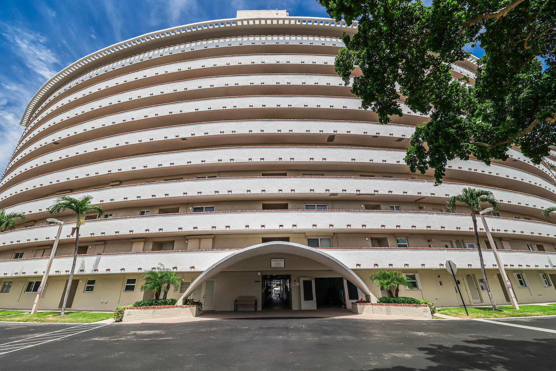 1523 E Hillsboro Blvd #634-1