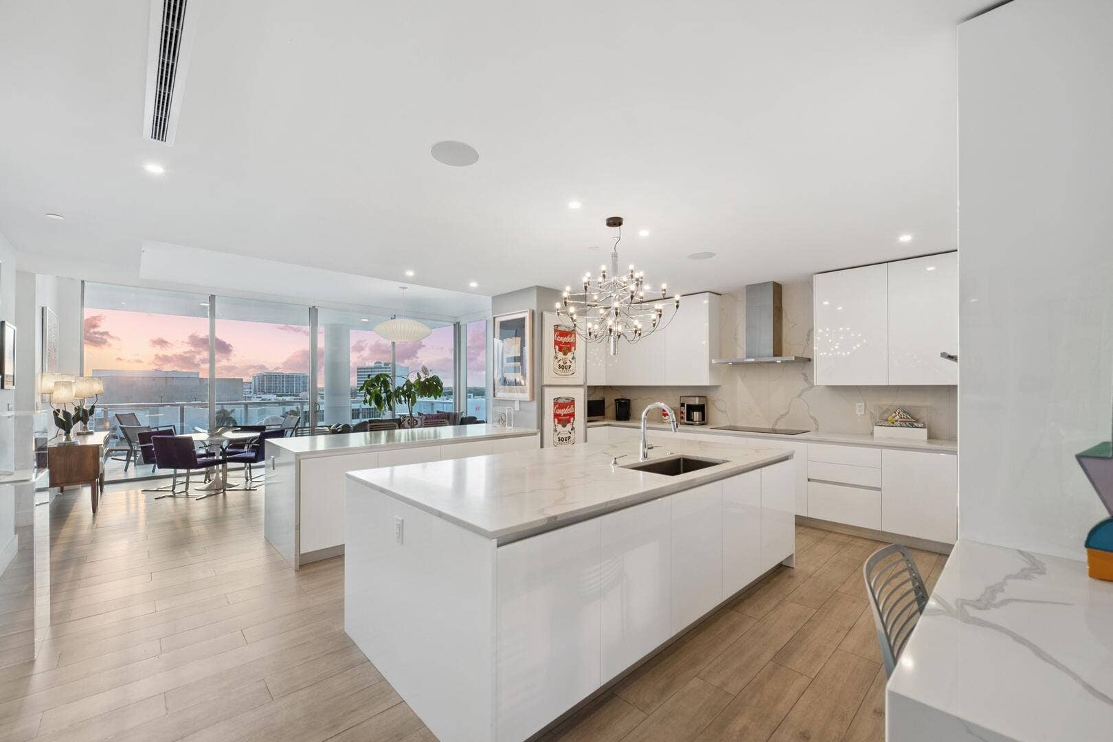 920 Intracoastal Drive, #801, Fort Lauderdale, FL 33304 Spacious kitchen