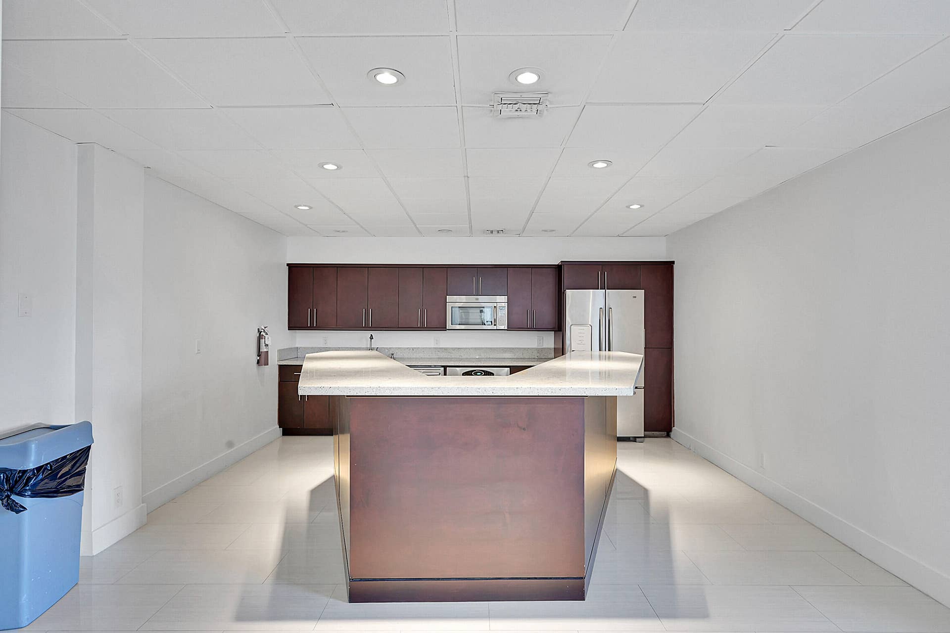 3015 N Ocean Boulevard, #17B, Fort Lauderdale, FL 33308 Clubroom